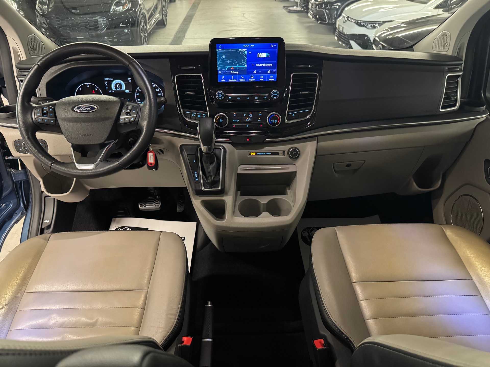 FORD Tourneo Custom 320 L2H1 Titanium X A-image-4