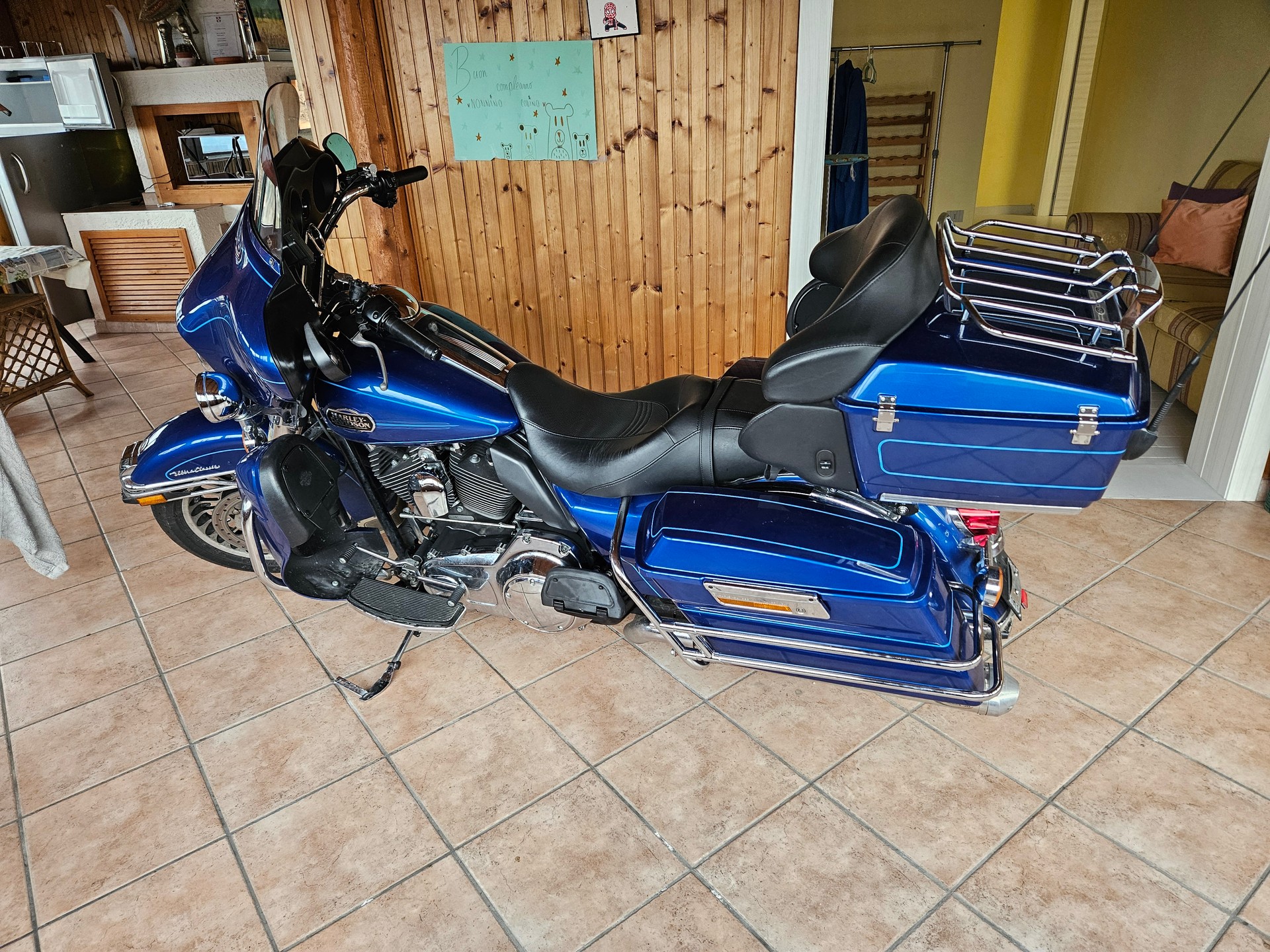 HARLEY-DAVIDSON FLHTK