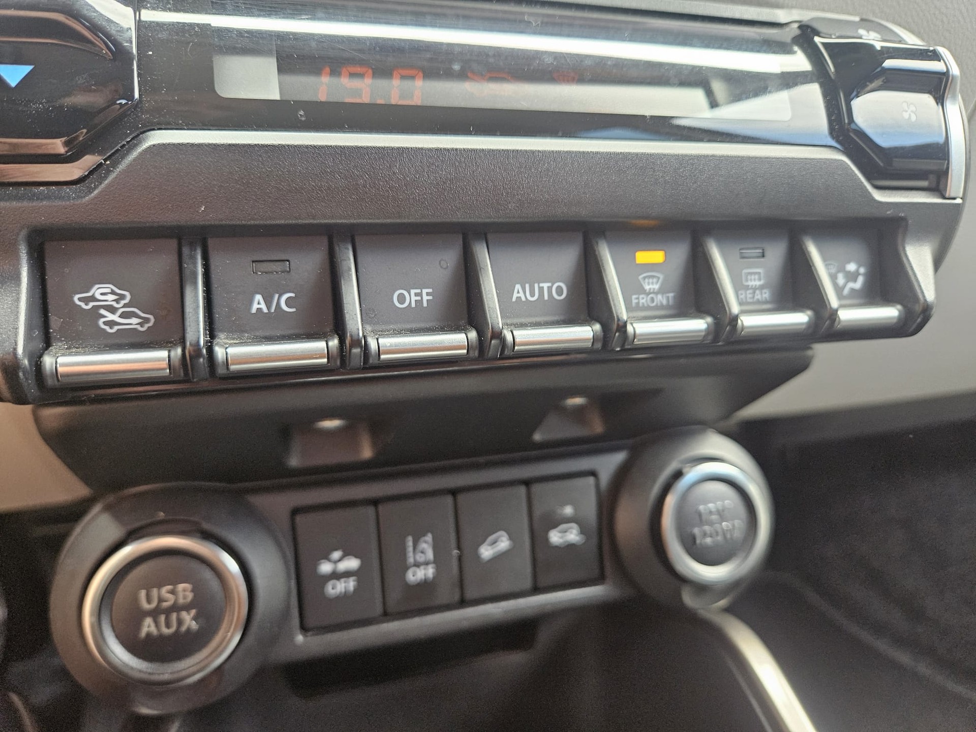SUZUKI Ignis 1.2i Tradizio Top 4x4-image-11