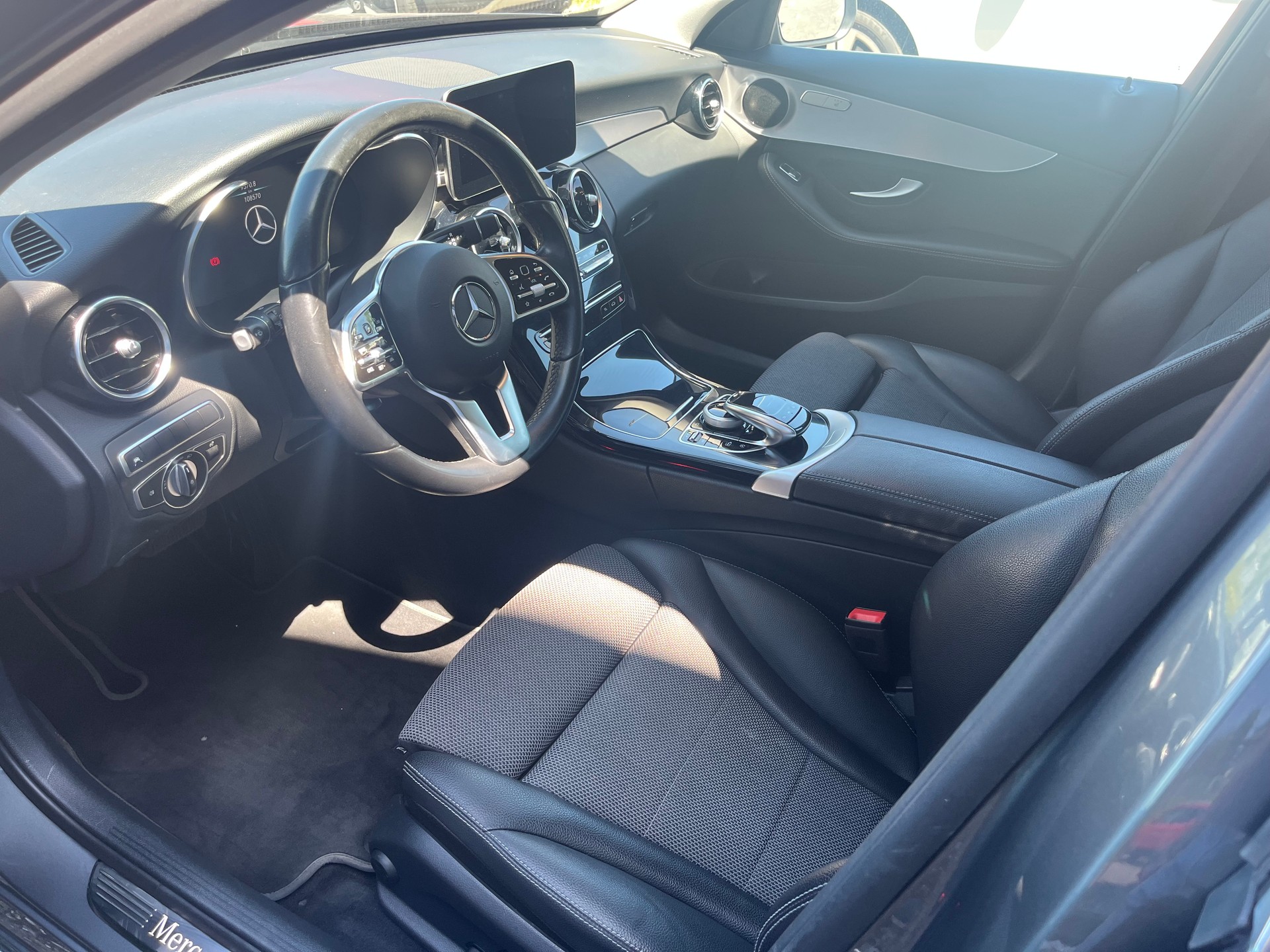 MERCEDES-BENZ C 220 d Swiss Star Avantgarde 4M 9G-Tronic-image-5