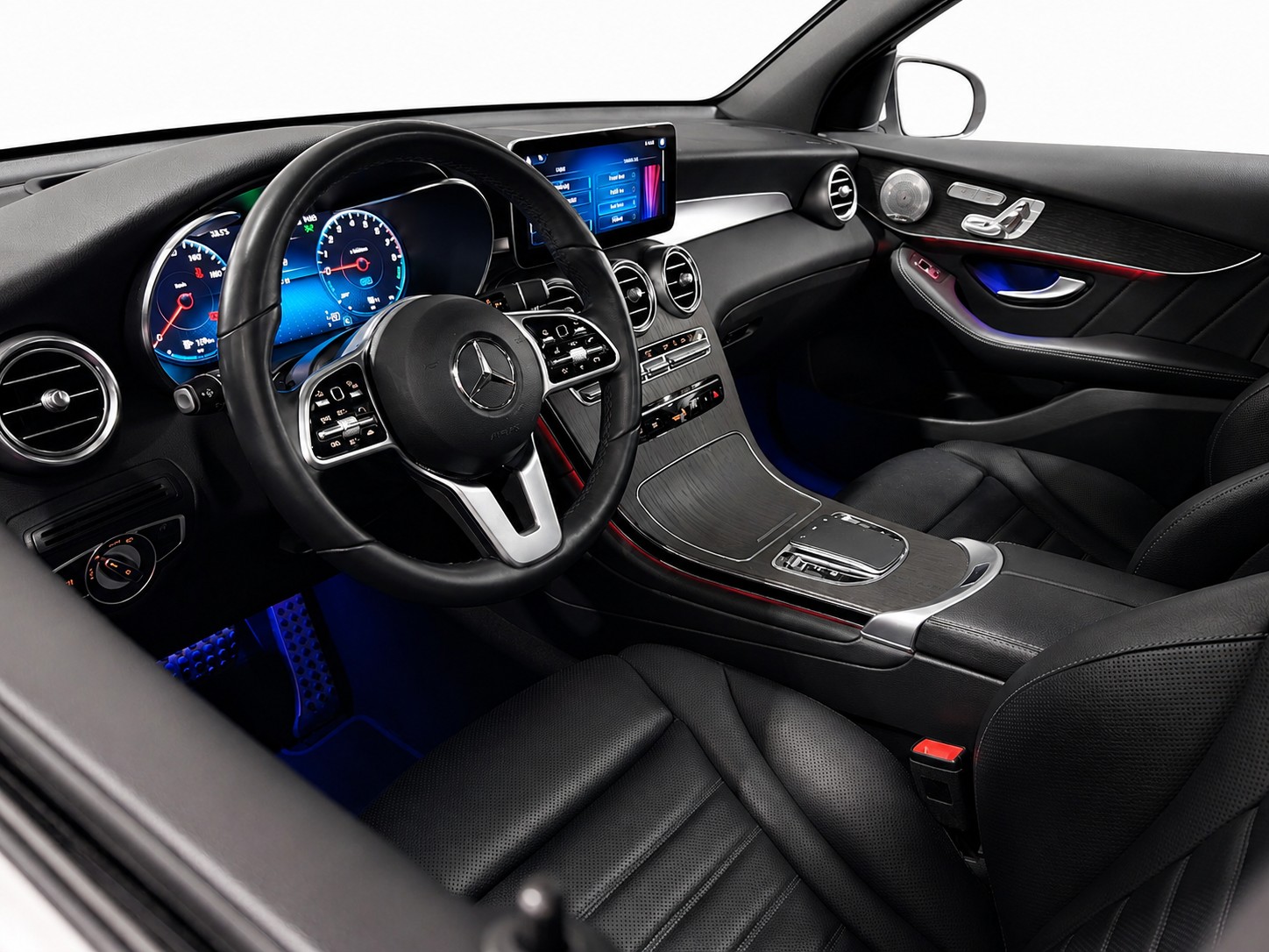 MERCEDES-BENZ GLC 300 e AMG Line 4m CH FAHRZEUG-image-12