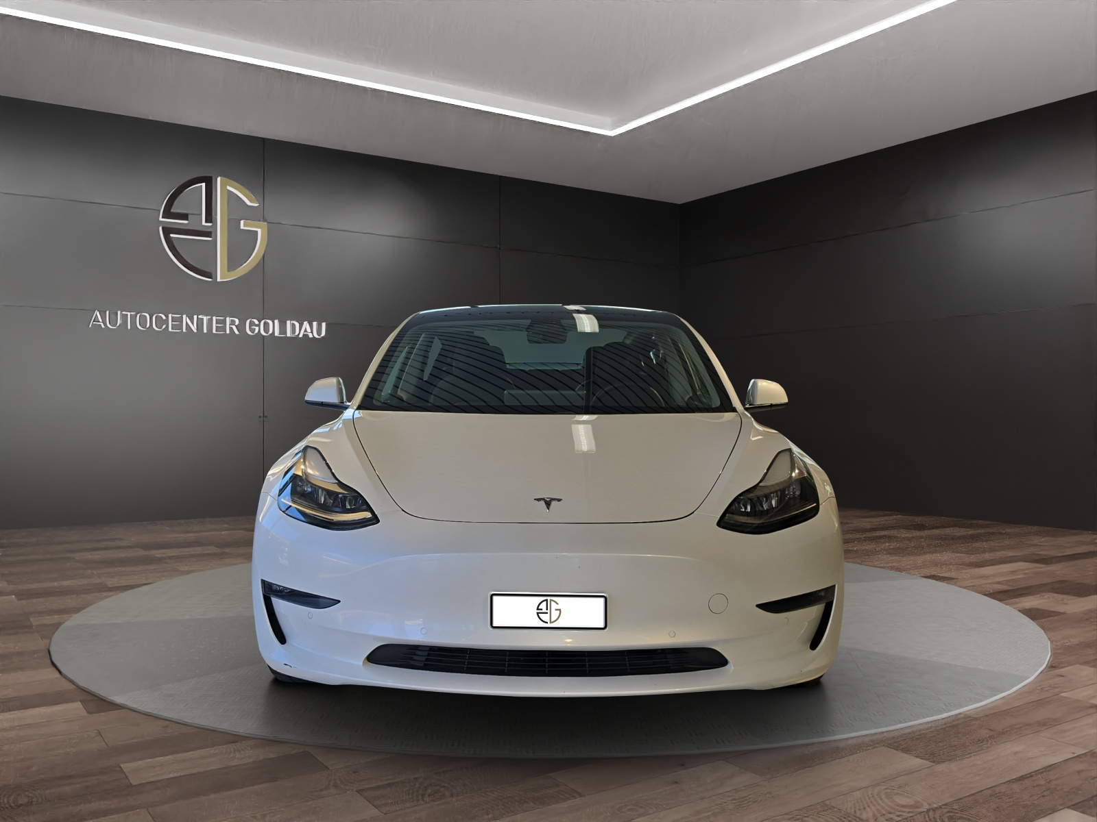 TESLA Model 3 Long Range Dual Motor AWD-image-6