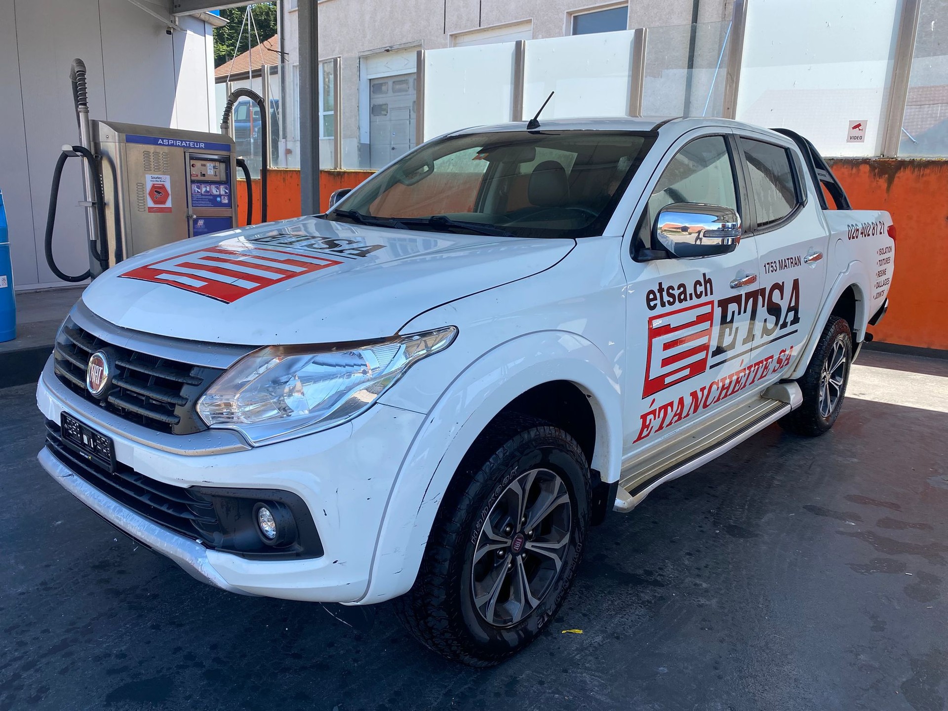 FIAT Fullback LX 2.4 MJ DC Swiss 4WD A-image-0