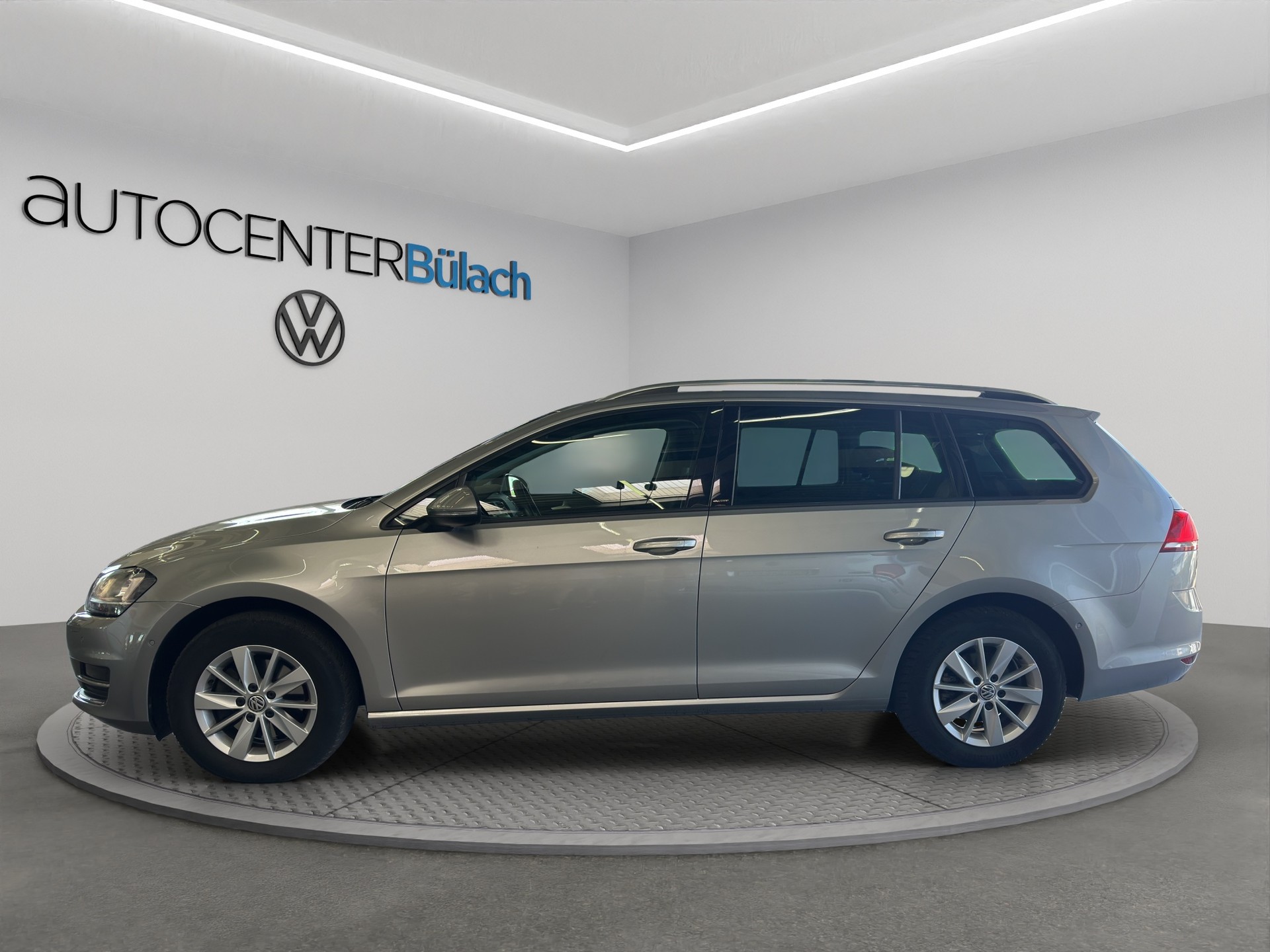 VW Golf Variant 1.4 TSI Allstar DSG-image-7