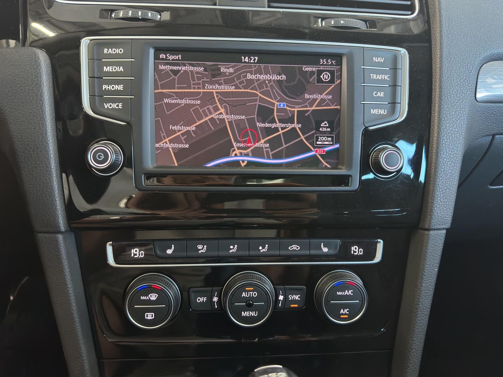 VW Golf Variant 1.4 TSI Allstar DSG-image-12