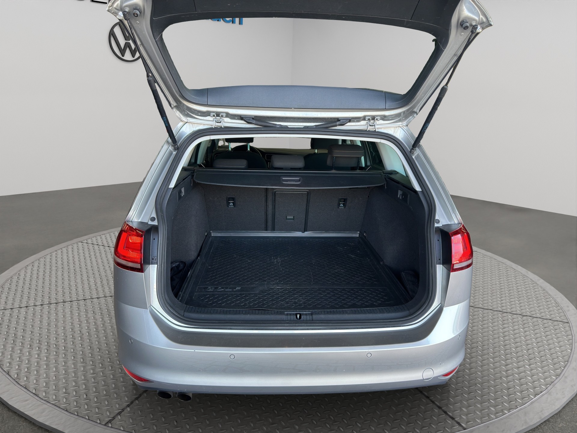 VW Golf Variant 1.4 TSI Allstar DSG-image-15