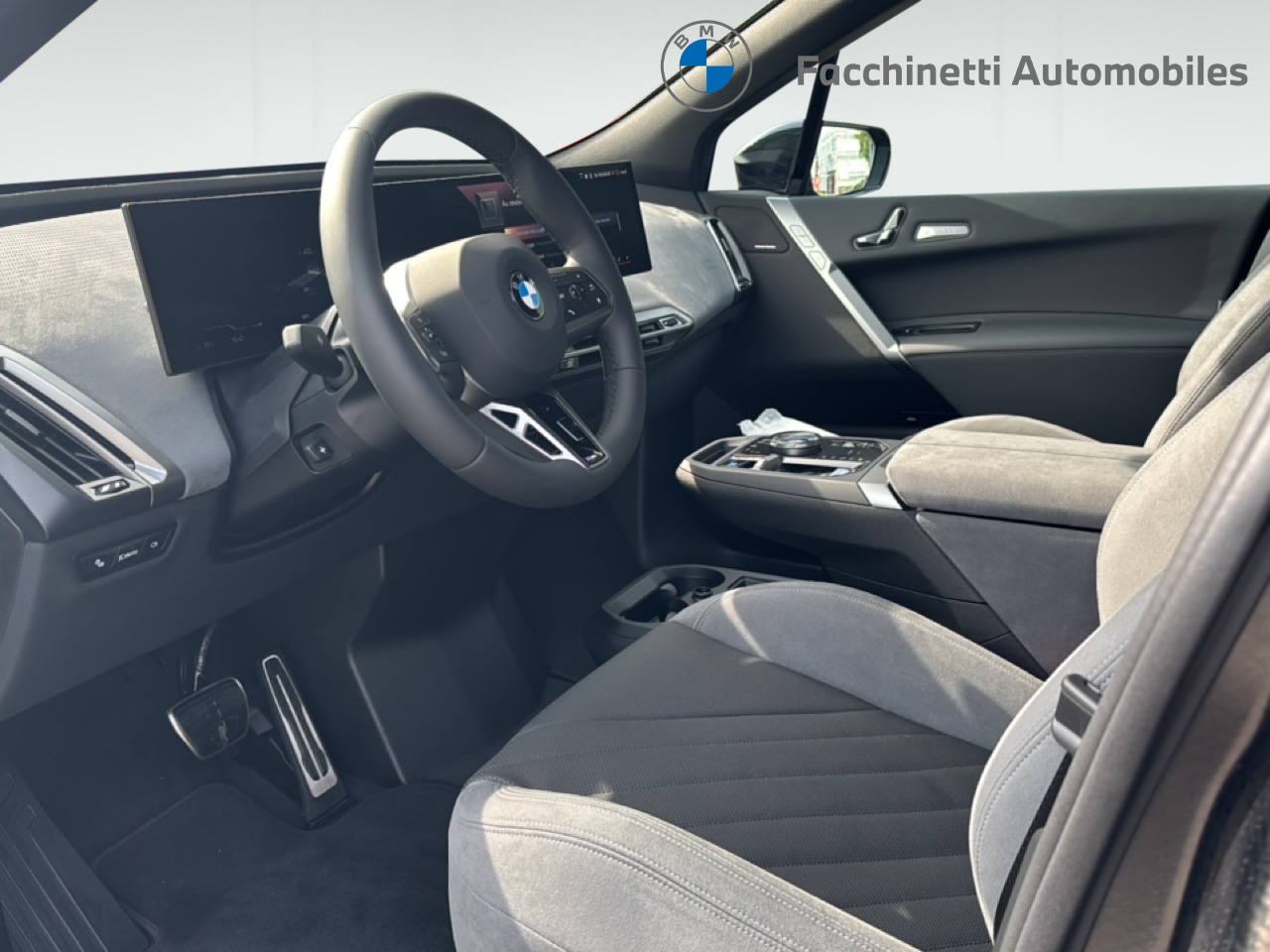BMW iX xDrive60 M Sport Pro-image-9
