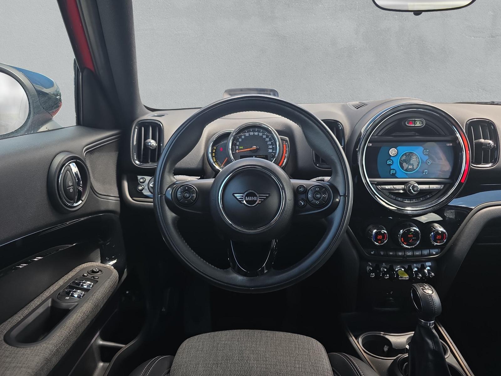 MINI Countryman Cooper S E ALL4 F60 1.5i (CH)-image-15