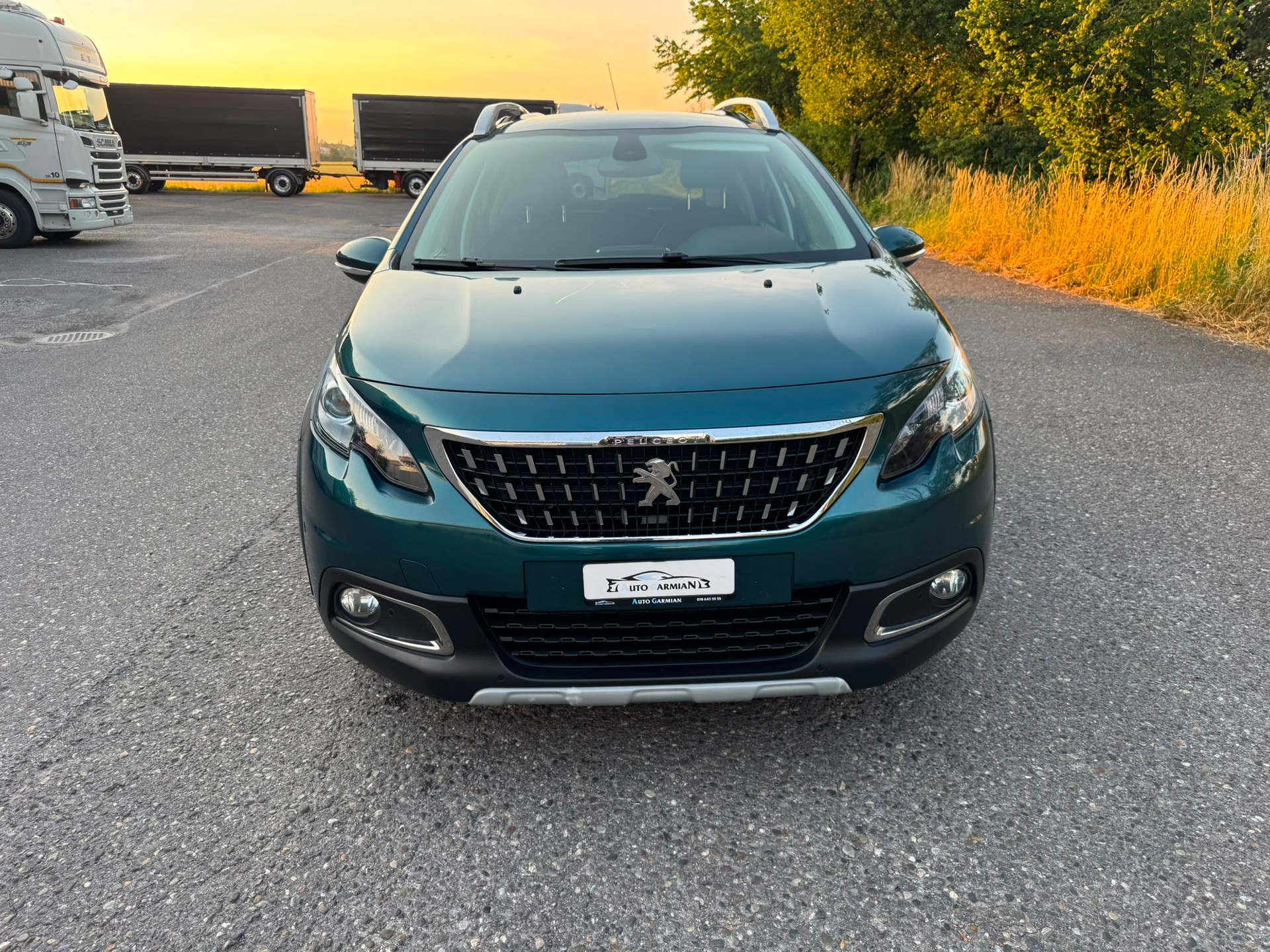 PEUGEOT 2008 1.2 PureTech Allure-image-0