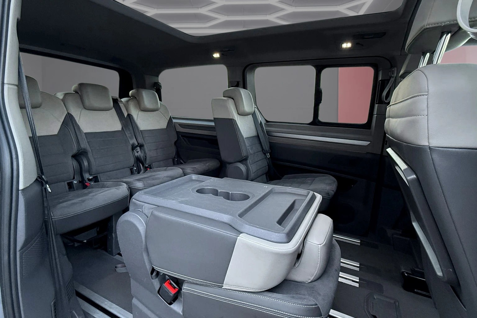 VW 1.4 eHybrid Life DSG-image-11