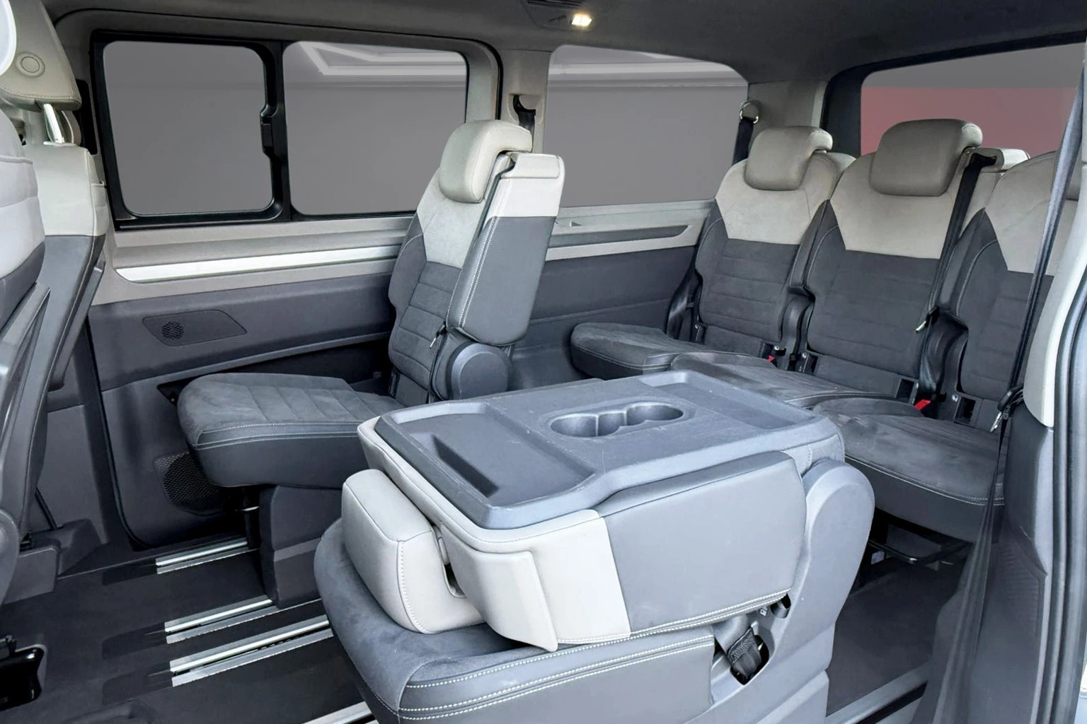 VW 1.4 eHybrid Life DSG-image-10