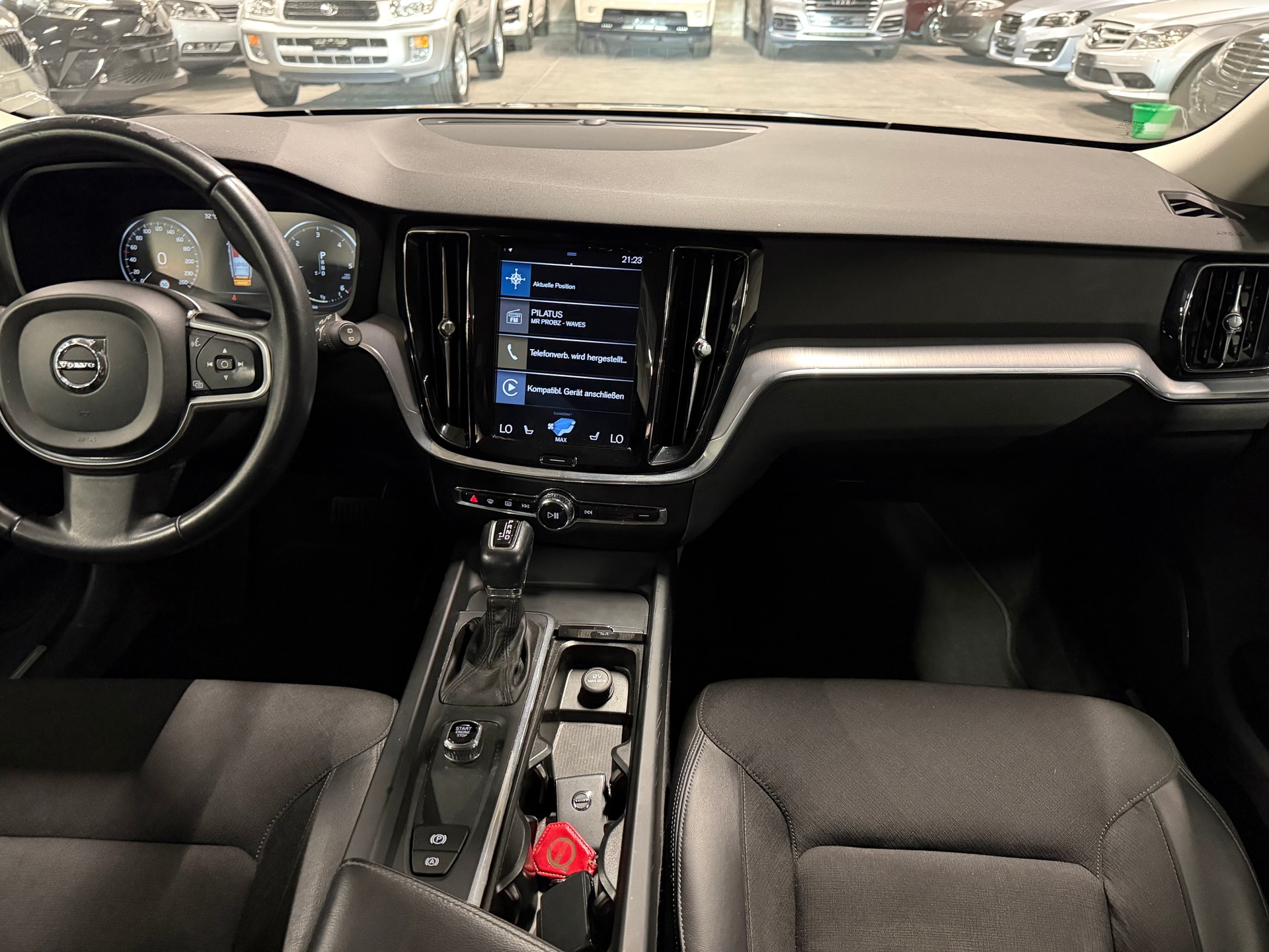 VOLVO V60 D4 Inscription Geartronic-image-13