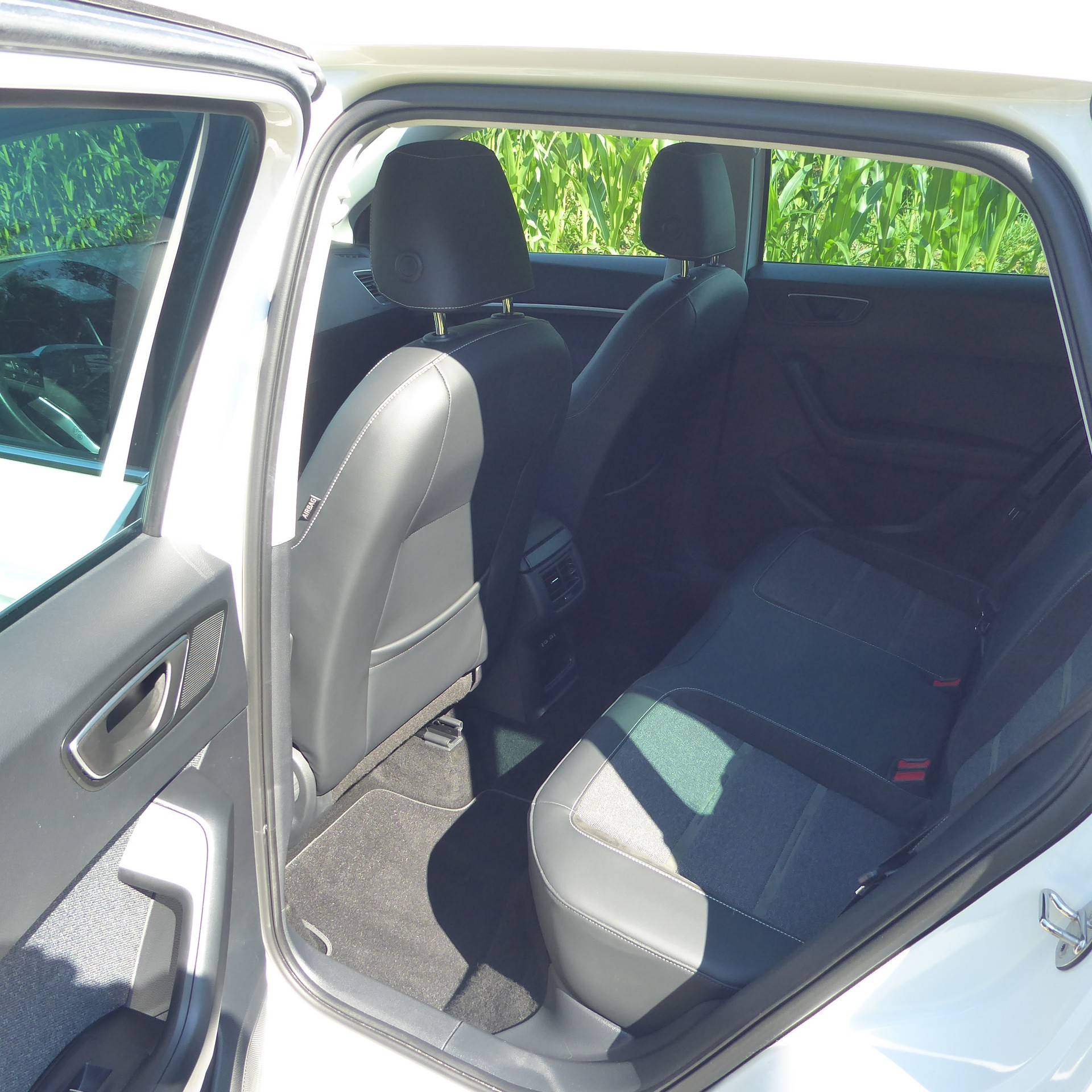 SEAT Ateca 2.0 TDI CR Xperience 4Drive DSG-image-5