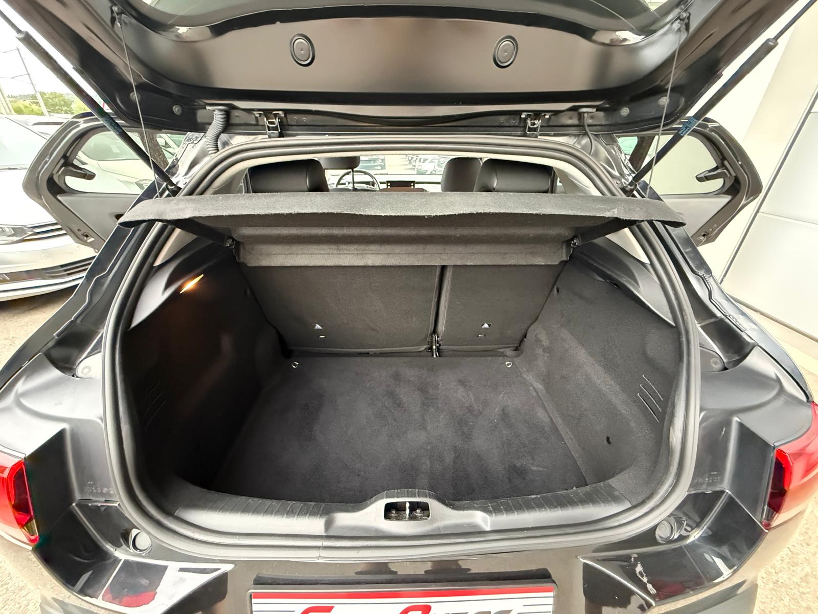 CITROEN 1.2 Pure Tech Shine-image-11