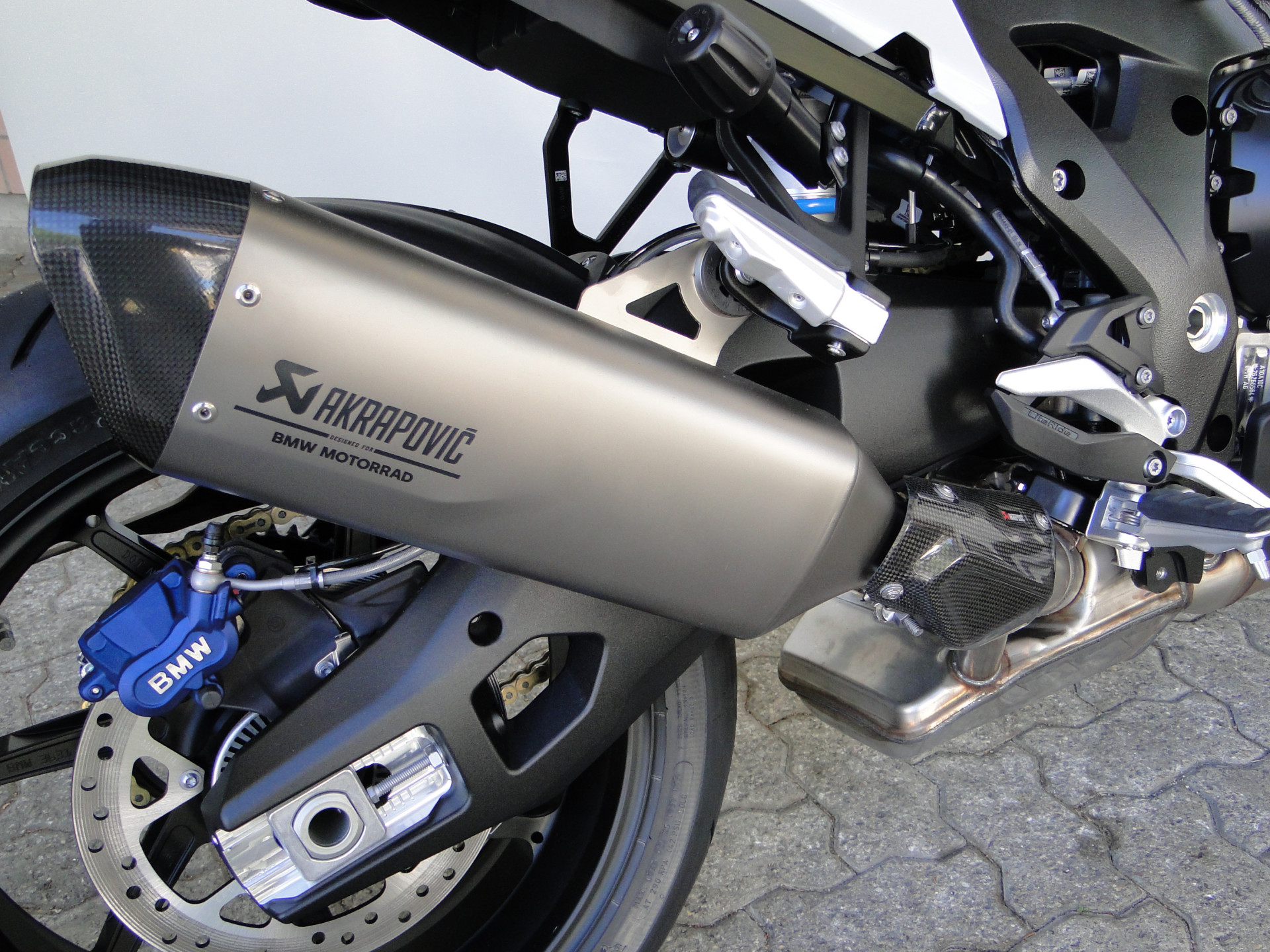 BMW M 1000 XR 2.9% Leasing-image-6