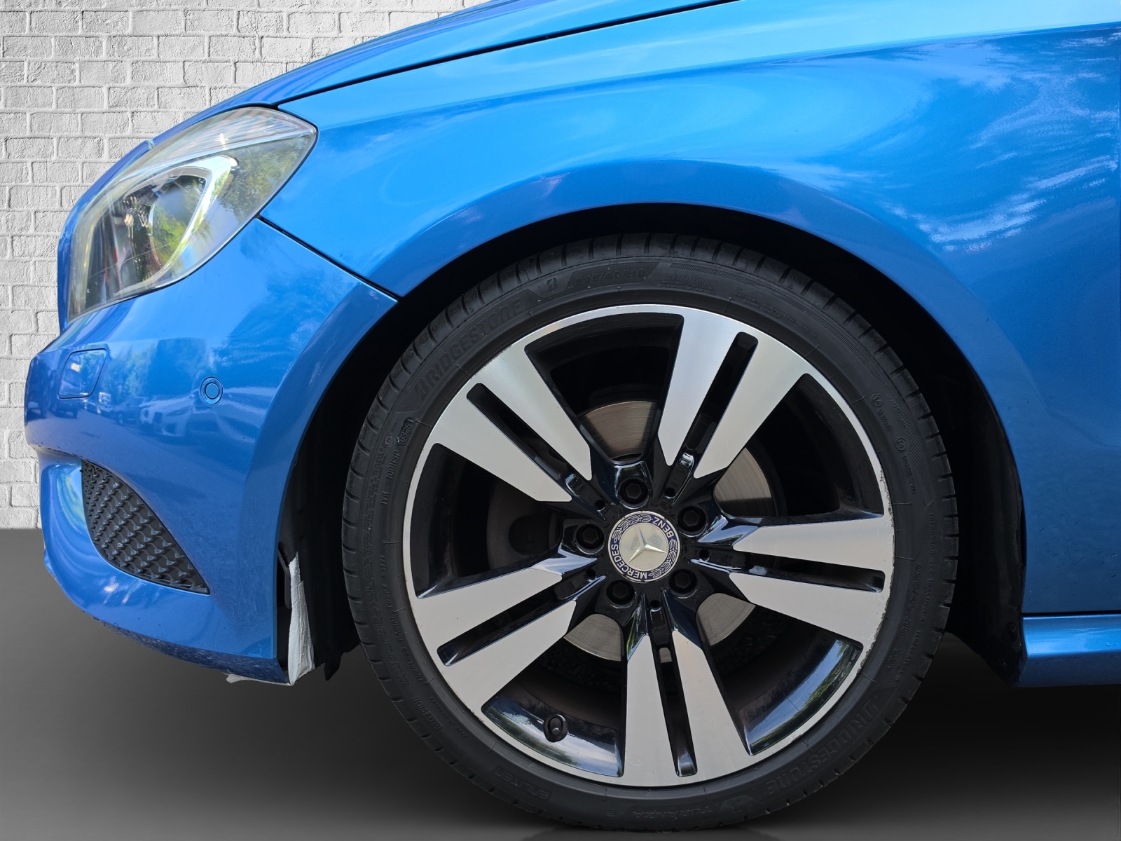 MERCEDES-BENZ A 200 Urban 7G-DCT-image-19