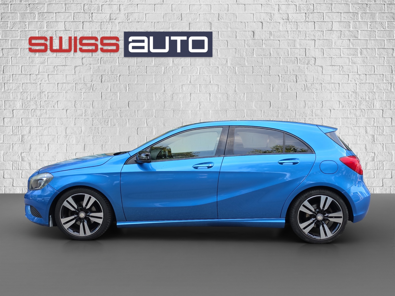 MERCEDES-BENZ A 200 Urban 7G-DCT-image-7