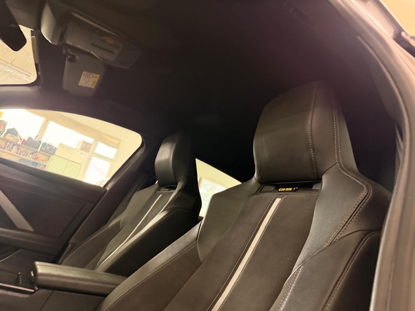 OPEL Astra 1.6 PHEV Turbo GSe A-image-14