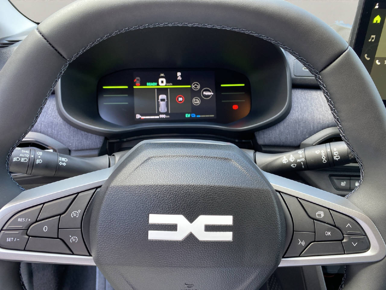 DACIA Jogger 1.8 Hybrid Journey-image-13
