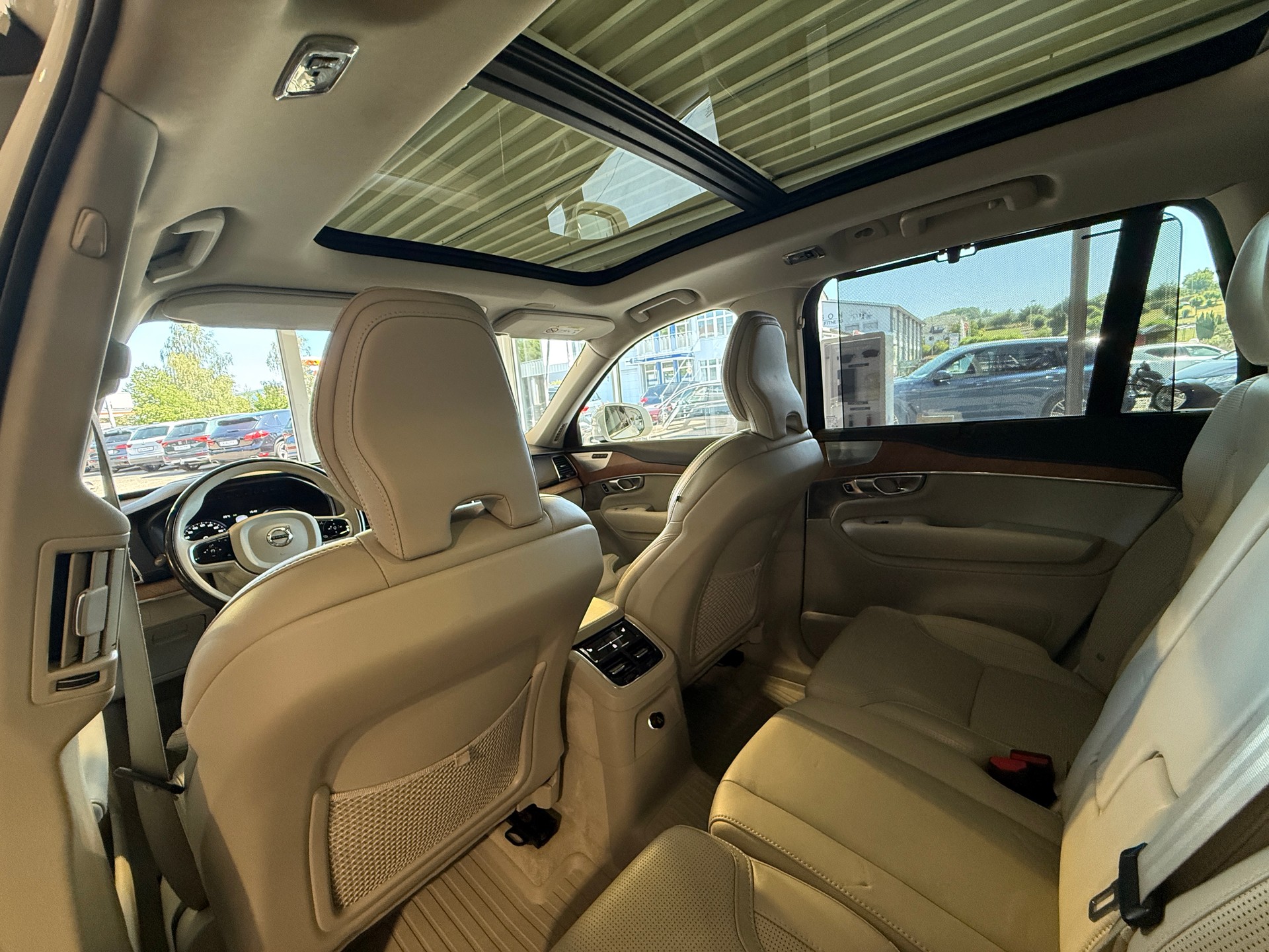 VOLVO XC90 T8 AWD Inscription Geartronic ***AHK ELEKTRISCH***-image-26