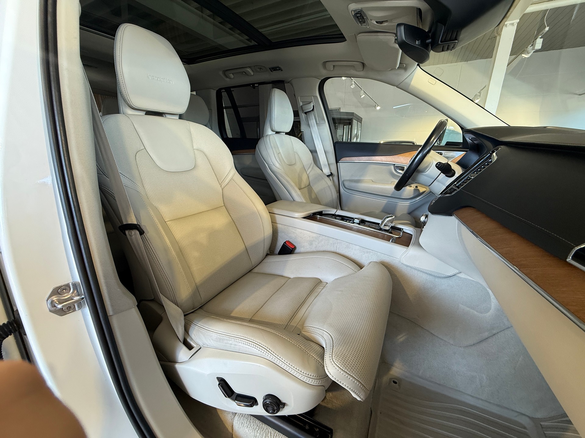 VOLVO XC90 T8 AWD Inscription Geartronic ***AHK ELEKTRISCH***-image-20