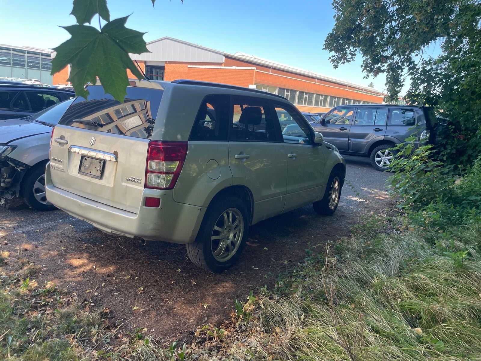 SUZUKI Grand Vitara 2.4 16V GL Top-image-6