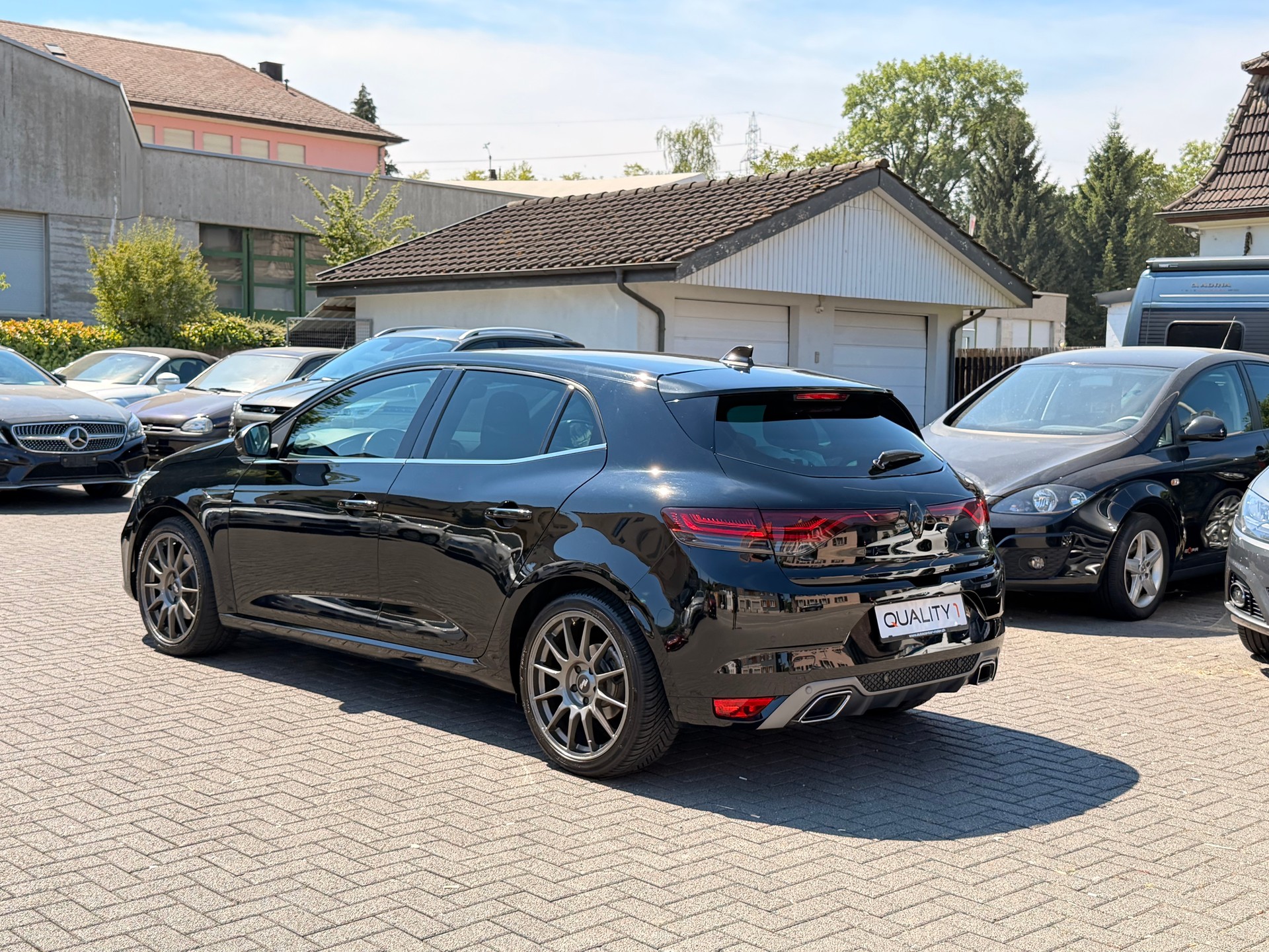 RENAULT Mégane Berline 1.3 16V R.S.Line EDC-showroom-element-3