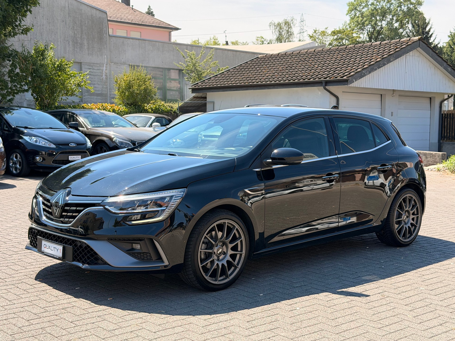 RENAULT Mégane Berline 1.3 16V R.S.Line EDC-image-6