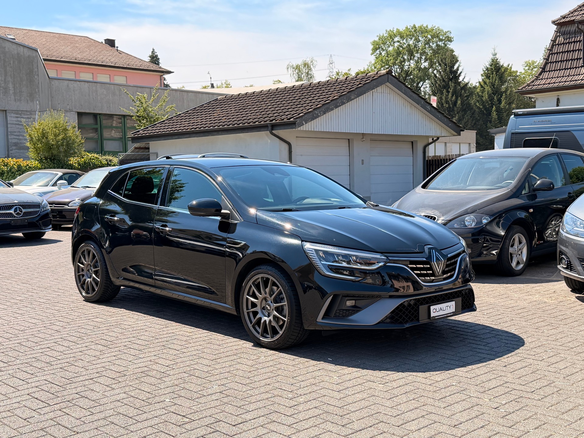 RENAULT Mégane Berline 1.3 16V R.S.Line EDC