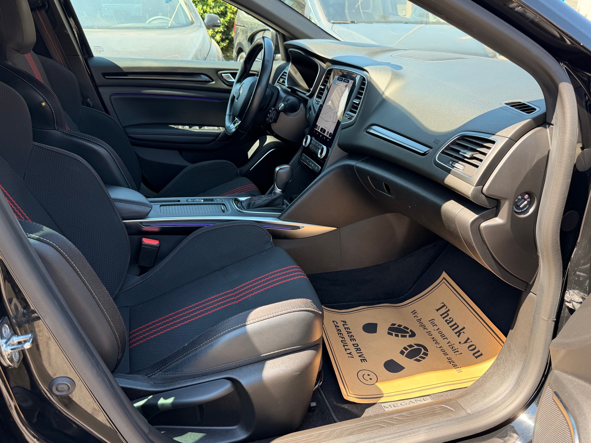 RENAULT Mégane Berline 1.3 16V R.S.Line EDC-image-29