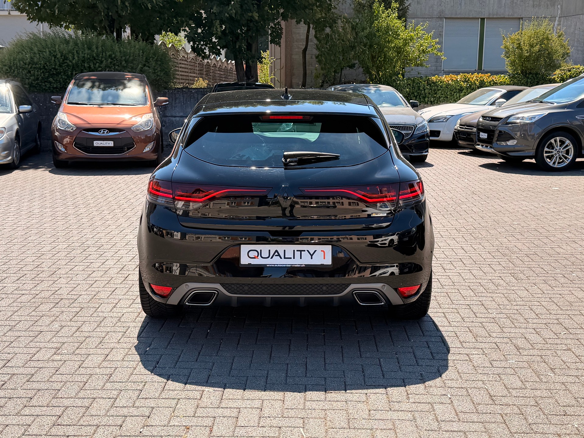 RENAULT Mégane Berline 1.3 16V R.S.Line EDC-showroom-element-2