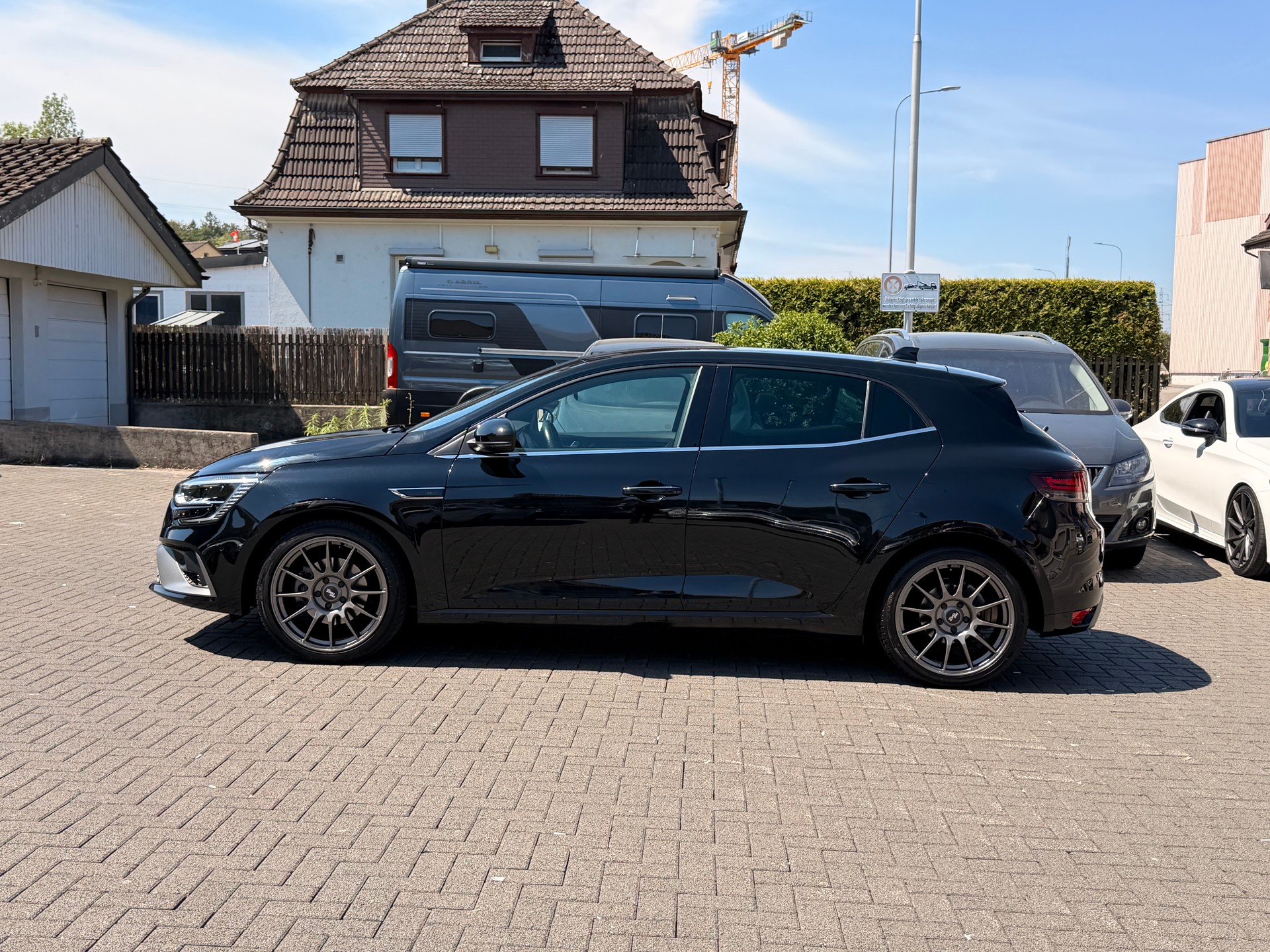 RENAULT Mégane Berline 1.3 16V R.S.Line EDC-image-4