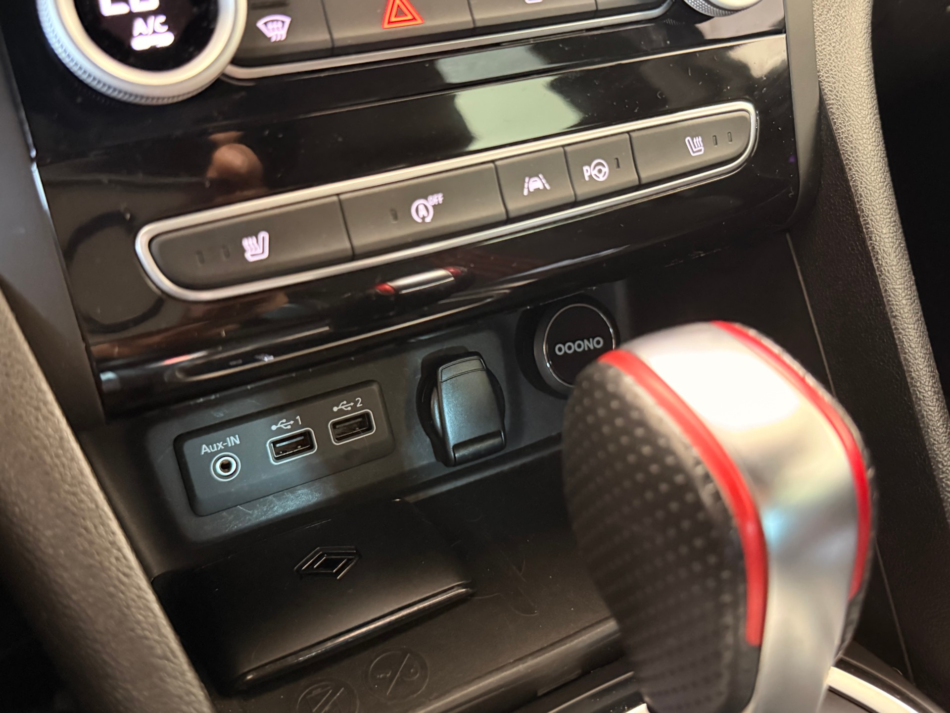 RENAULT Mégane Berline 1.3 16V R.S.Line EDC-image-15
