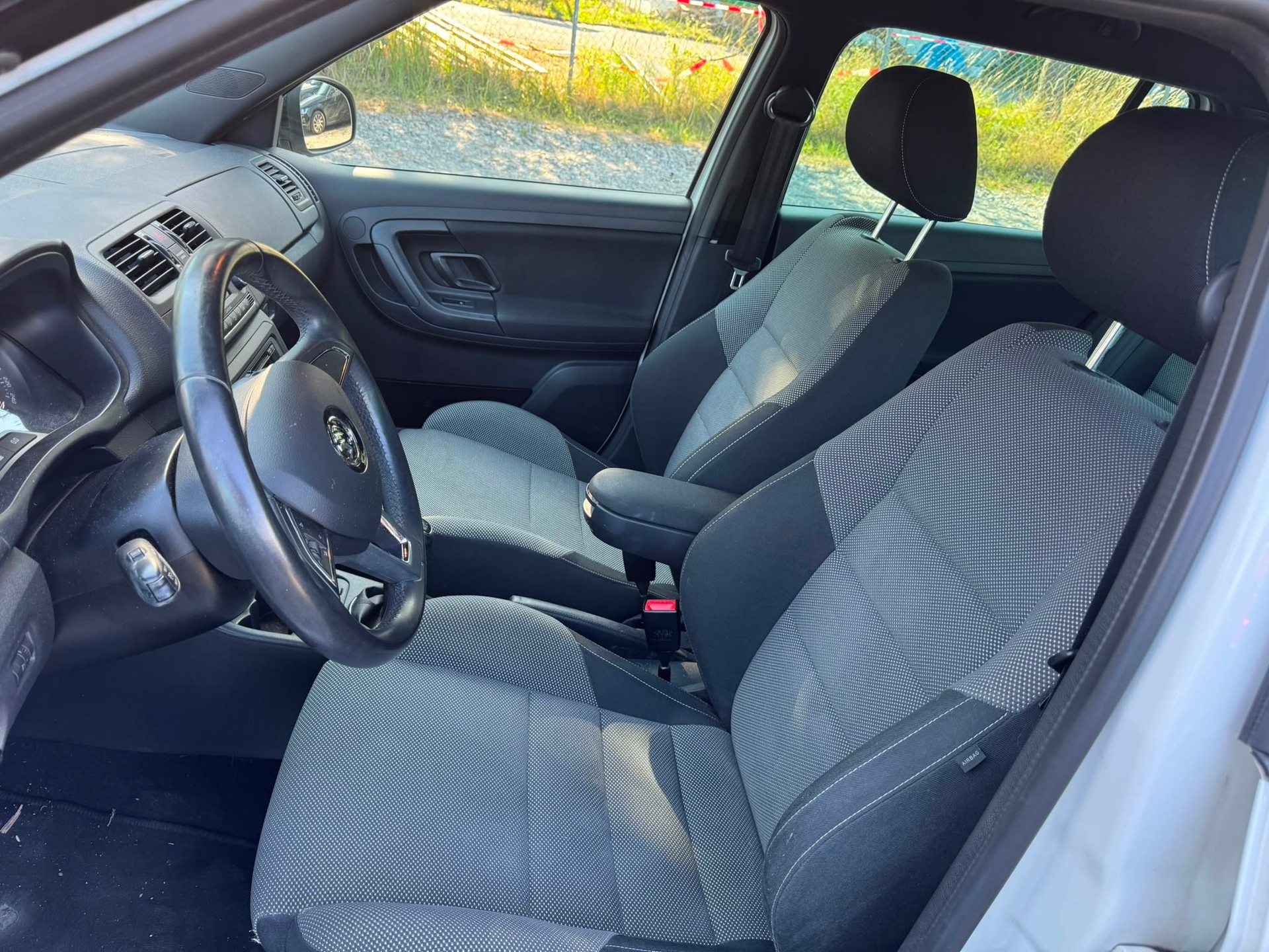 SKODA Fabia 1.2 TSI Monte Carlo-image-6