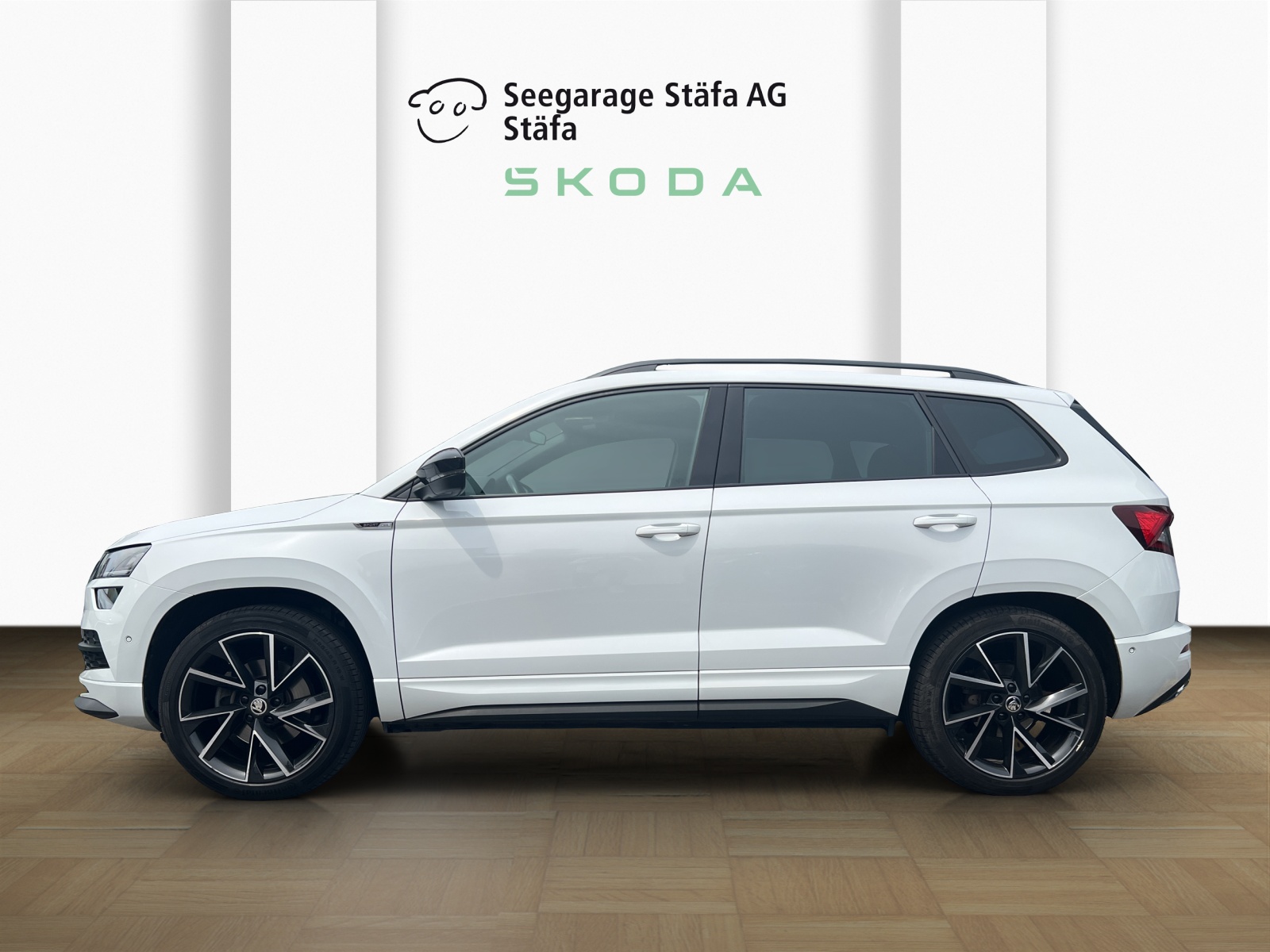 SKODA Karoq 2.0 TSI SportLine 4x4 DSG-image-1