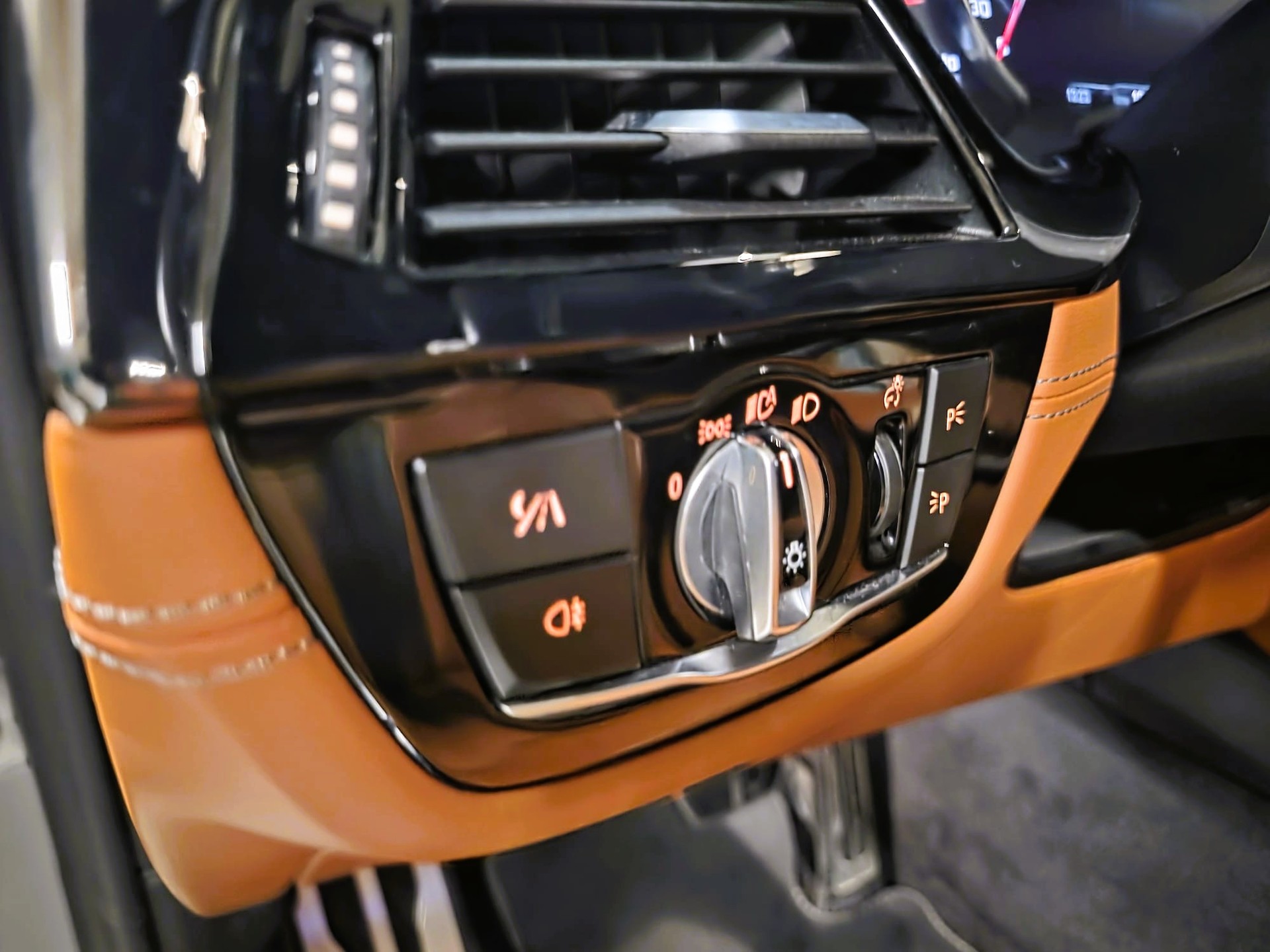 BMW M5 xDrive Competition Drivelogic-image-21