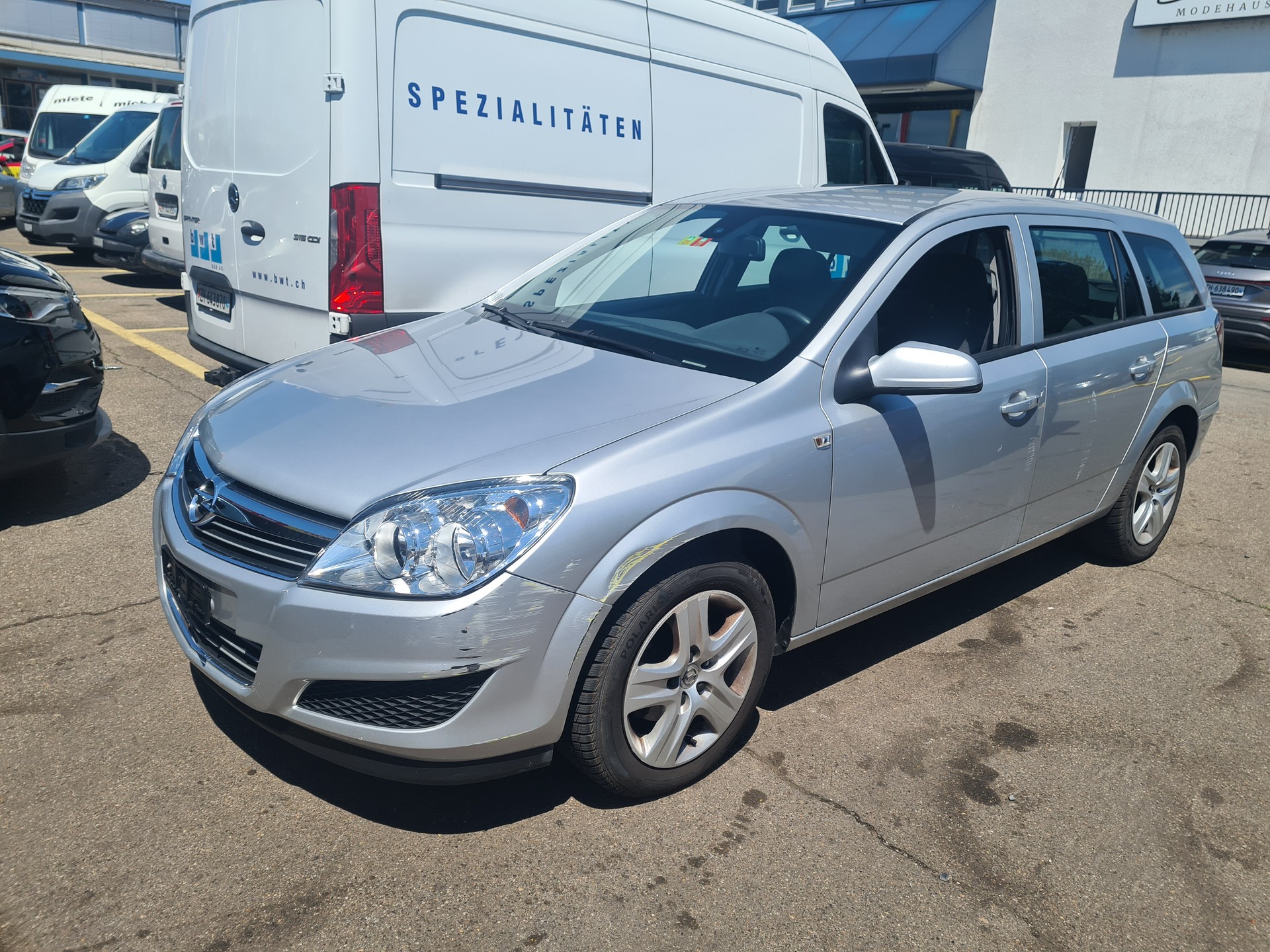 OPEL Astra Caravan 1.6i 16V Enjoy-image-1