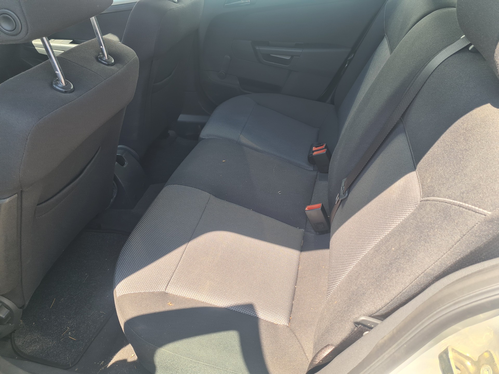 OPEL Astra Caravan 1.6i 16V Enjoy-image-4