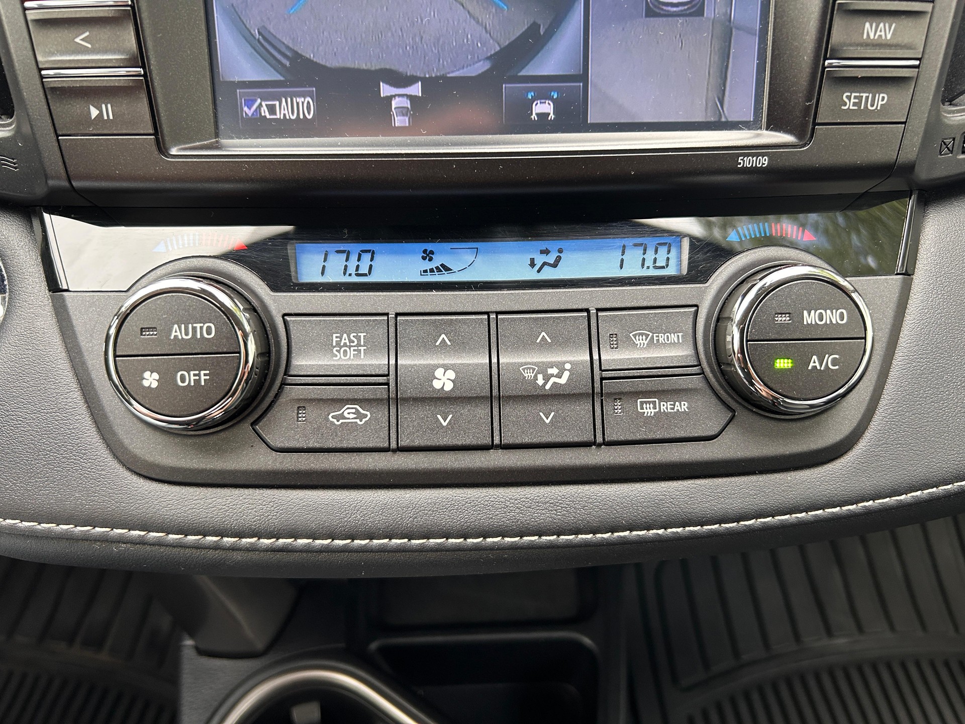 TOYOTA RAV4 2.0i VMa Sol Premium-image-9