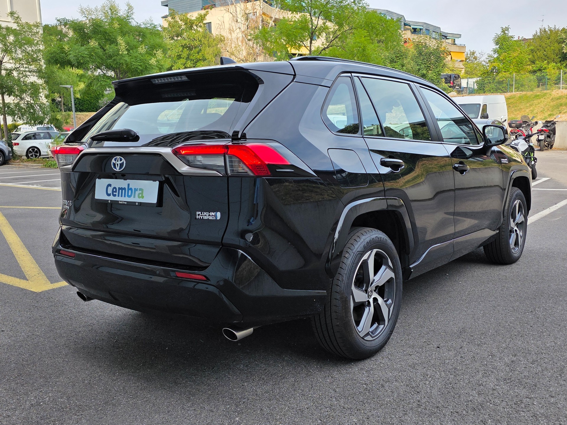 TOYOTA RAV-4 2.5 PHEV Premium e-CVT 4WD-image-3