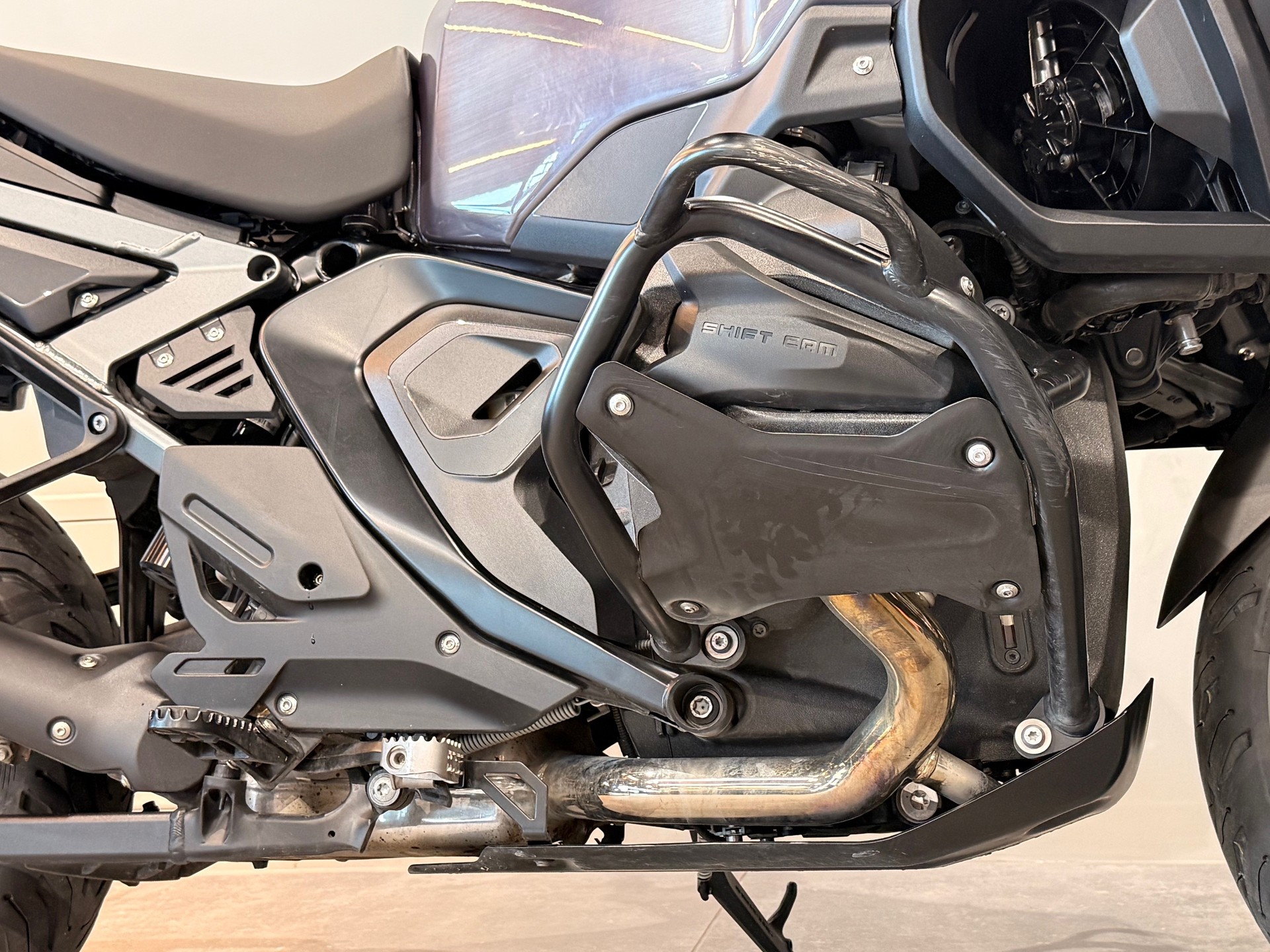 BMW R 1300 GS Adventure-image-5