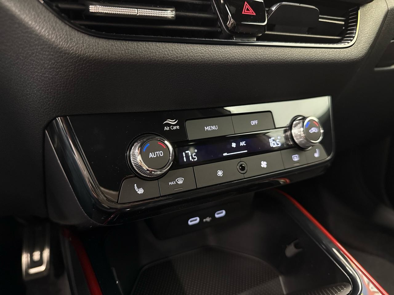 SKODA Fabia 1.5 TSI Monte Carlo DSG-image-7