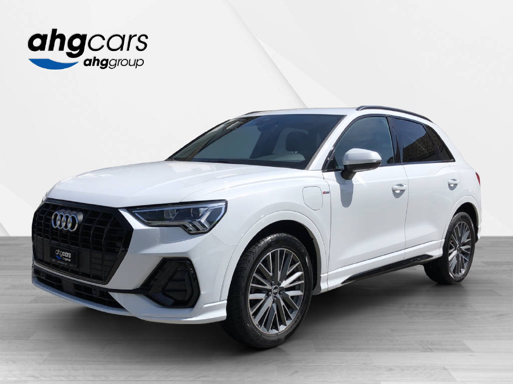 AUDI Q3 1.4 45 TFSI e S line Attraction S-Tronic