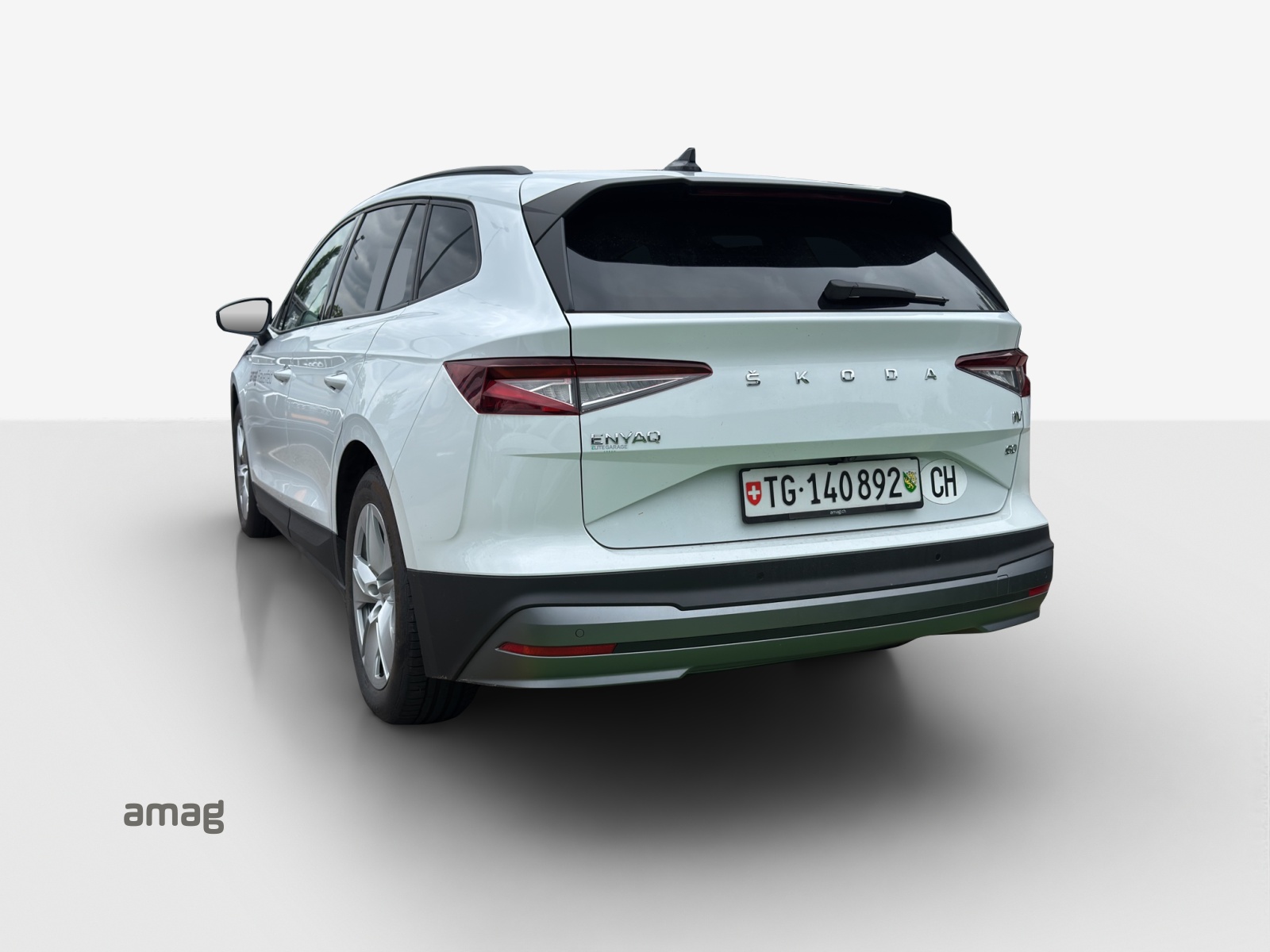 SKODA Enyaq iV 60-image-2