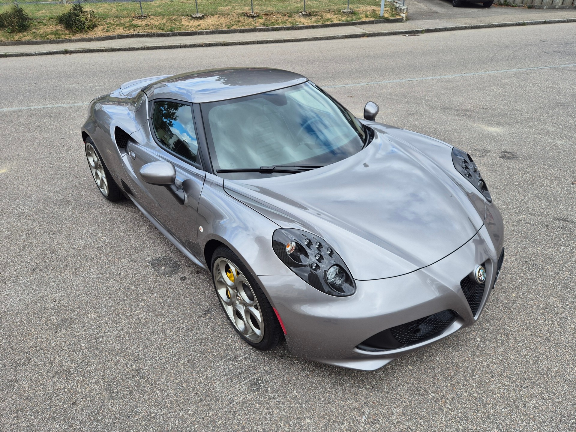 ALFA ROMEO 4C 1750 TBi TCT-image-4