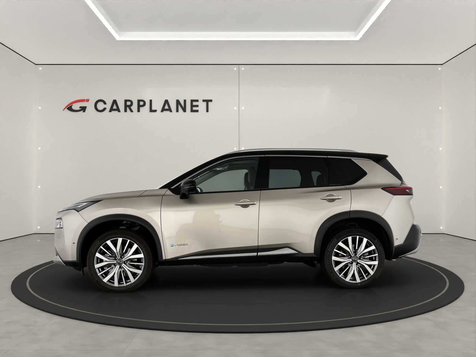 NISSAN X-Trail 1.5 VC-T Tekna+ e-4orce-image-1