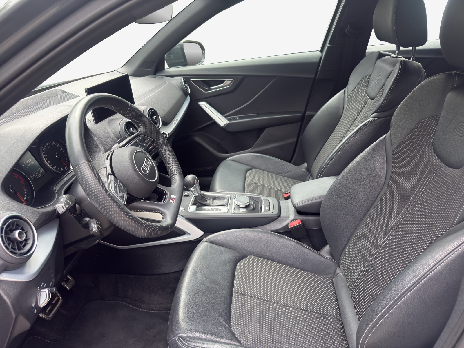 AUDI Q2 40 TFSI Sport quattro S-tronic-image-7