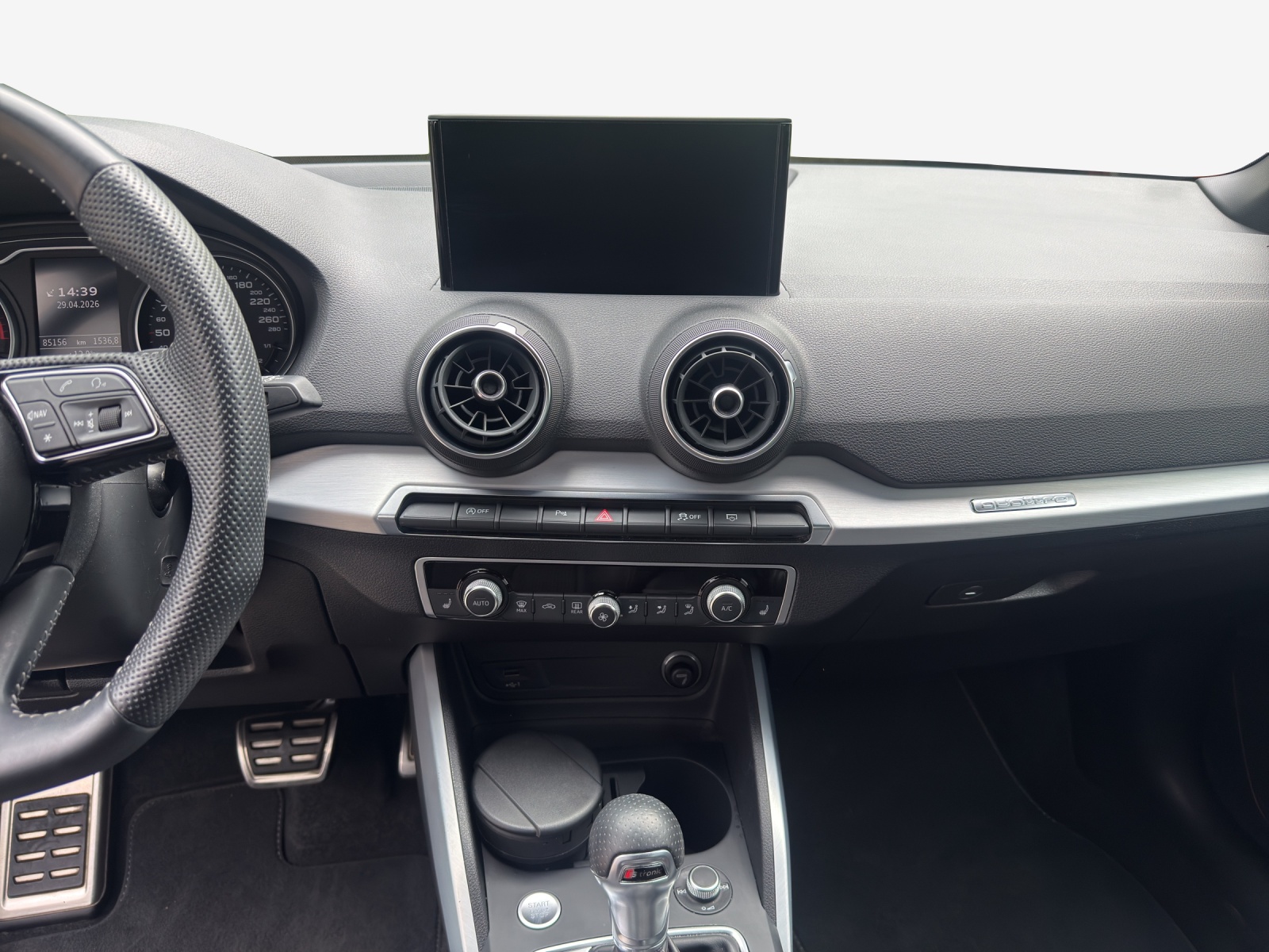 AUDI Q2 40 TFSI Sport quattro S-tronic-image-10