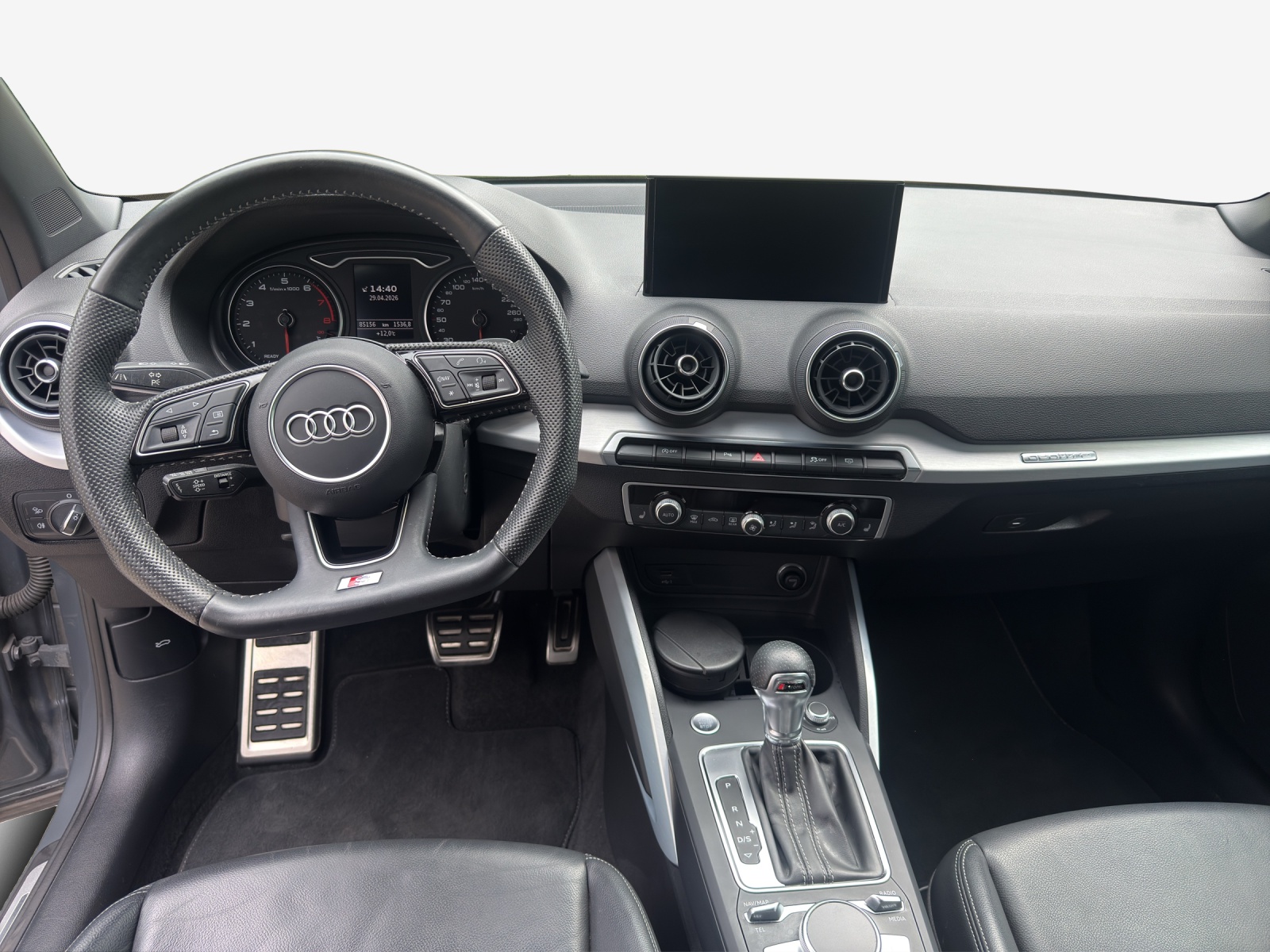 AUDI Q2 40 TFSI Sport quattro S-tronic-image-8