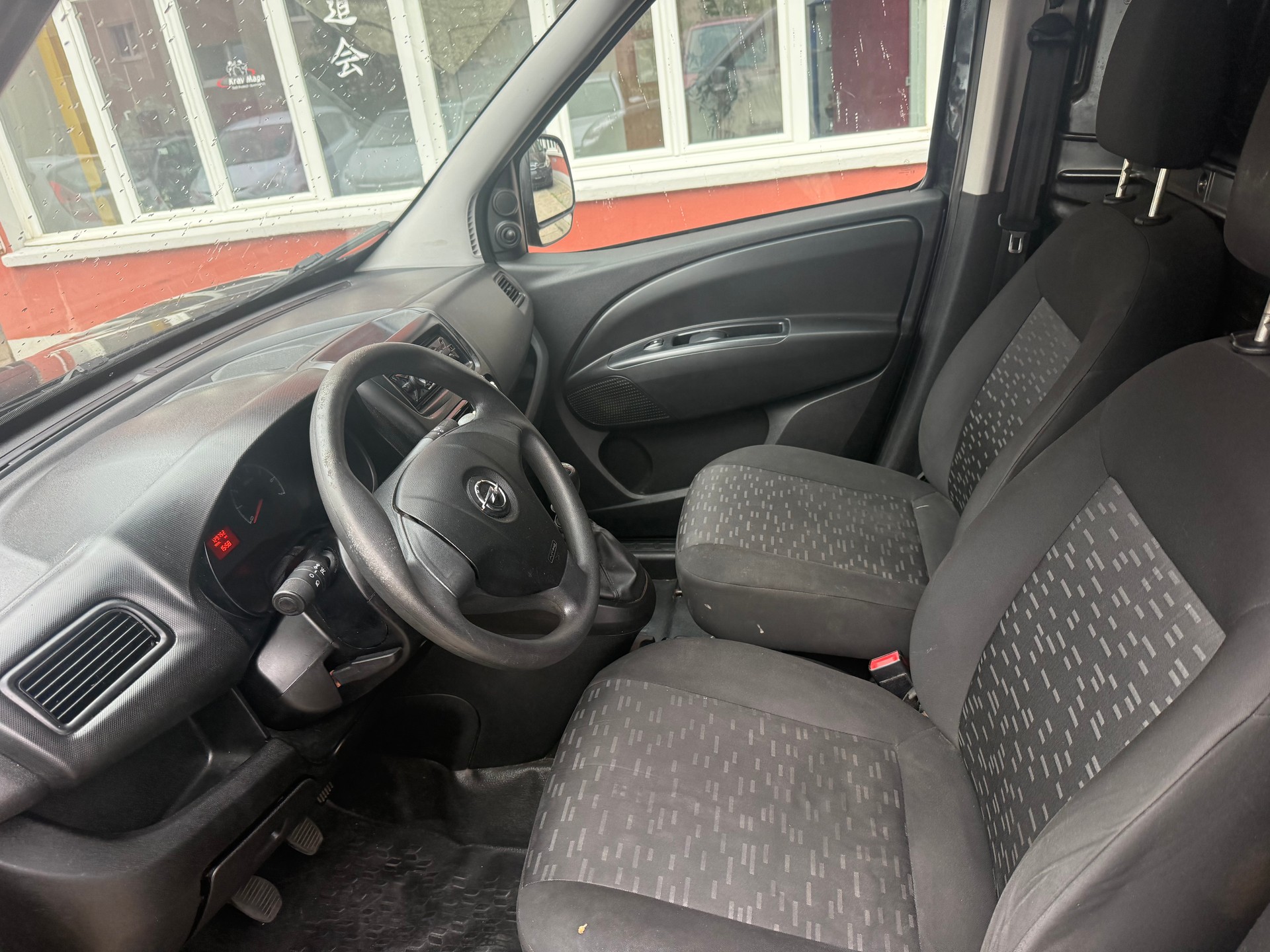 OPEL Combo 1.4i 2.2 L1H1-image-10